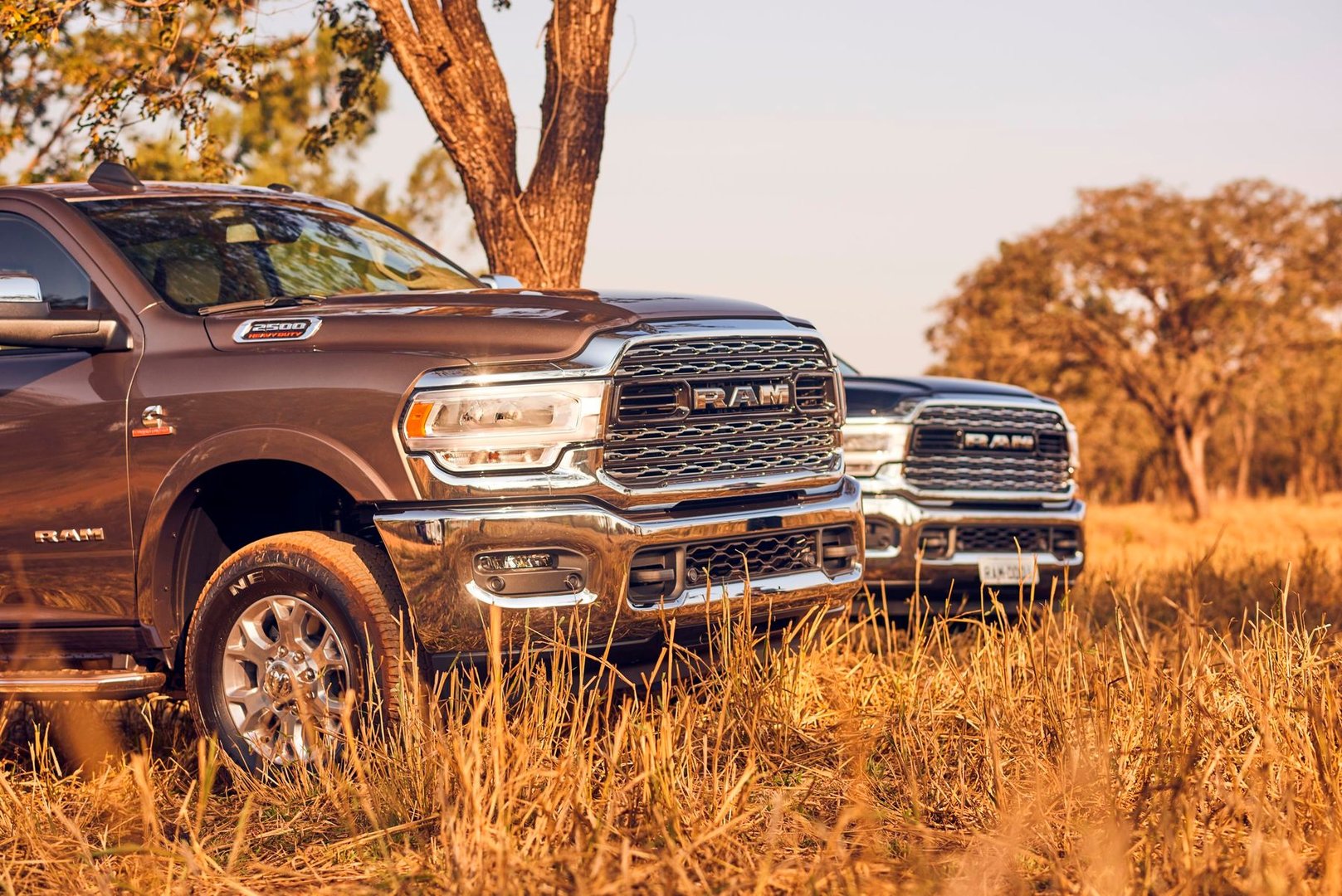 RAM 2500 5 generation  Pickup double-cab 