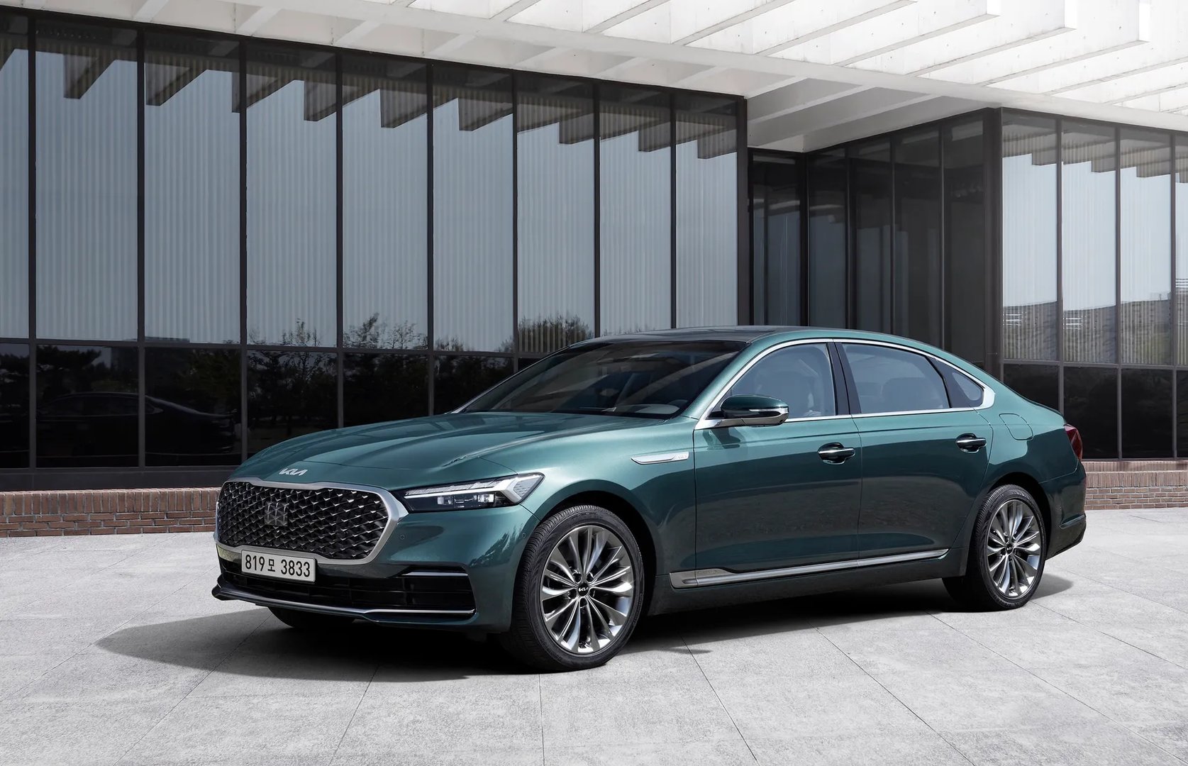 Kia_K9_2_generation_restyling_1__Sedan__3.jpg