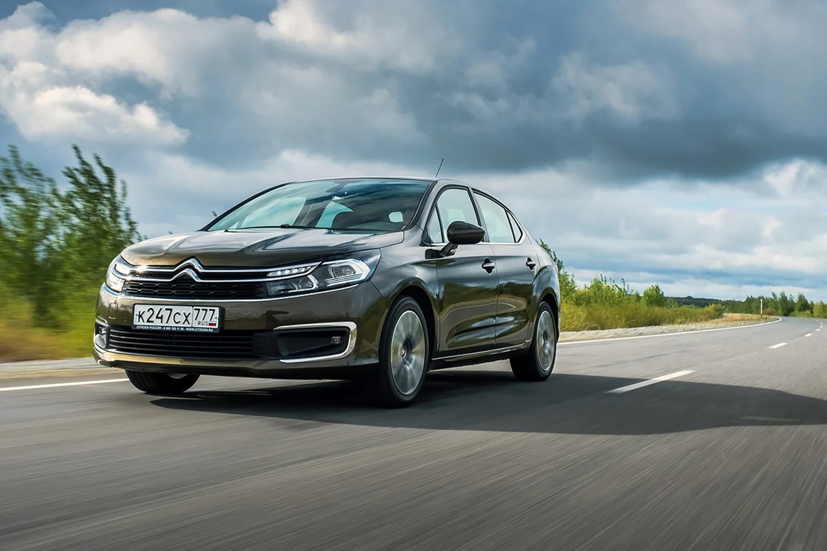 Citroen C4 2 generation, restyling  Sedan