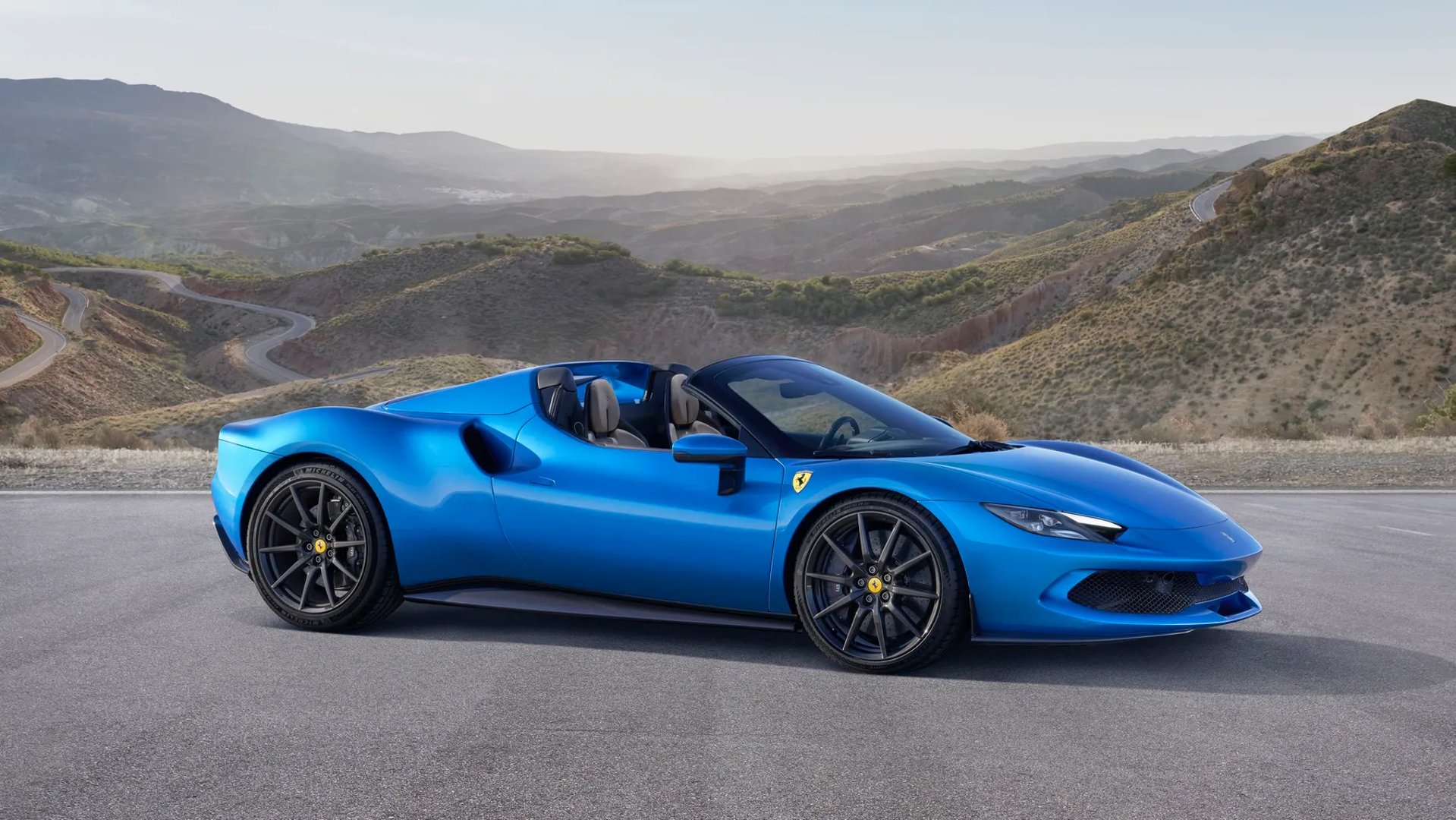Ferrari_296_GTS_1_generation__Cabrio__8.jpg