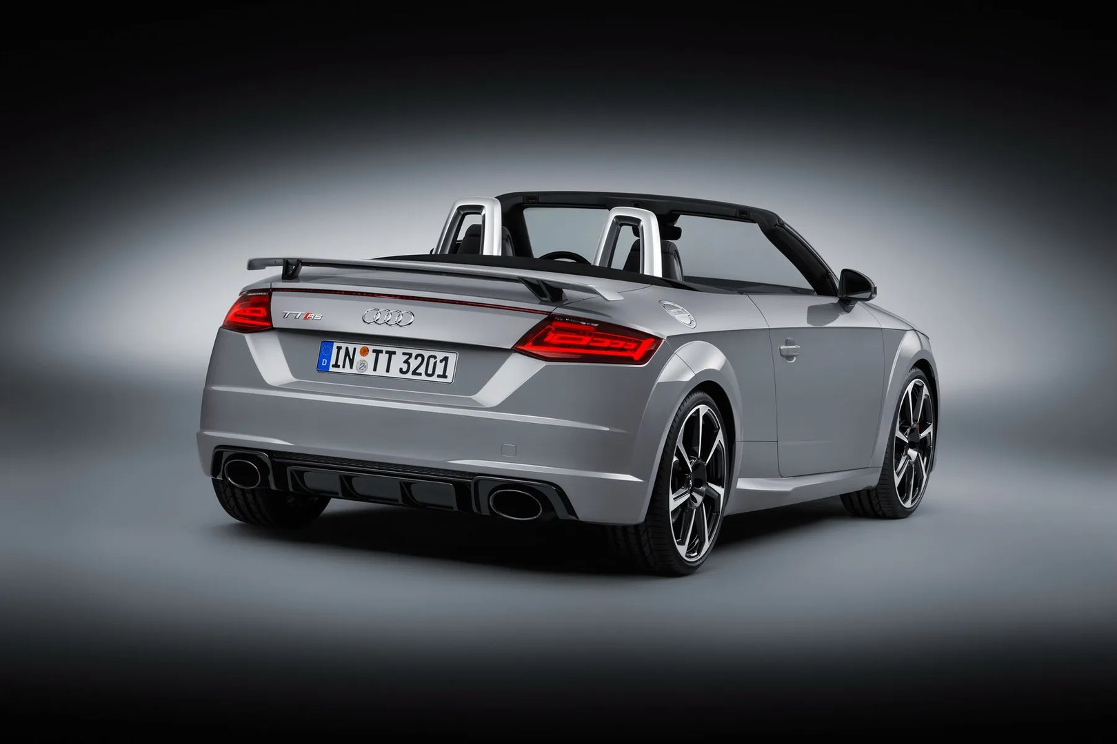 Audi_TT_RS_3_generation__Roadster__5.jpg