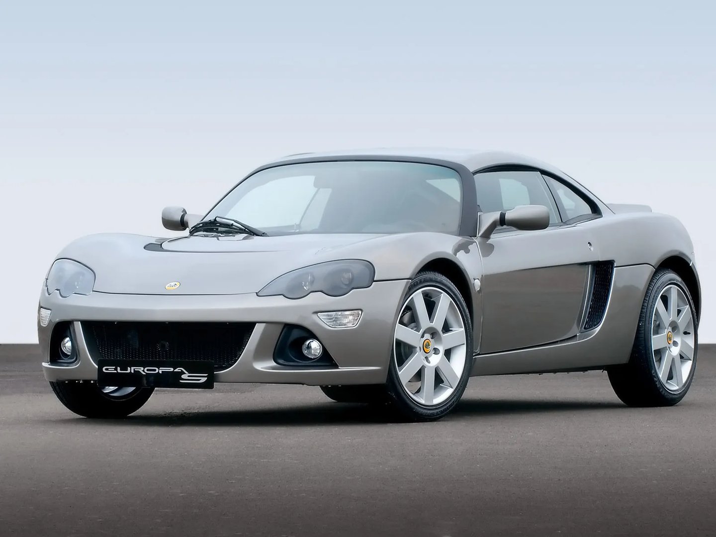 Lotus_Europa_S_1_generation__Coupe__1.jpg