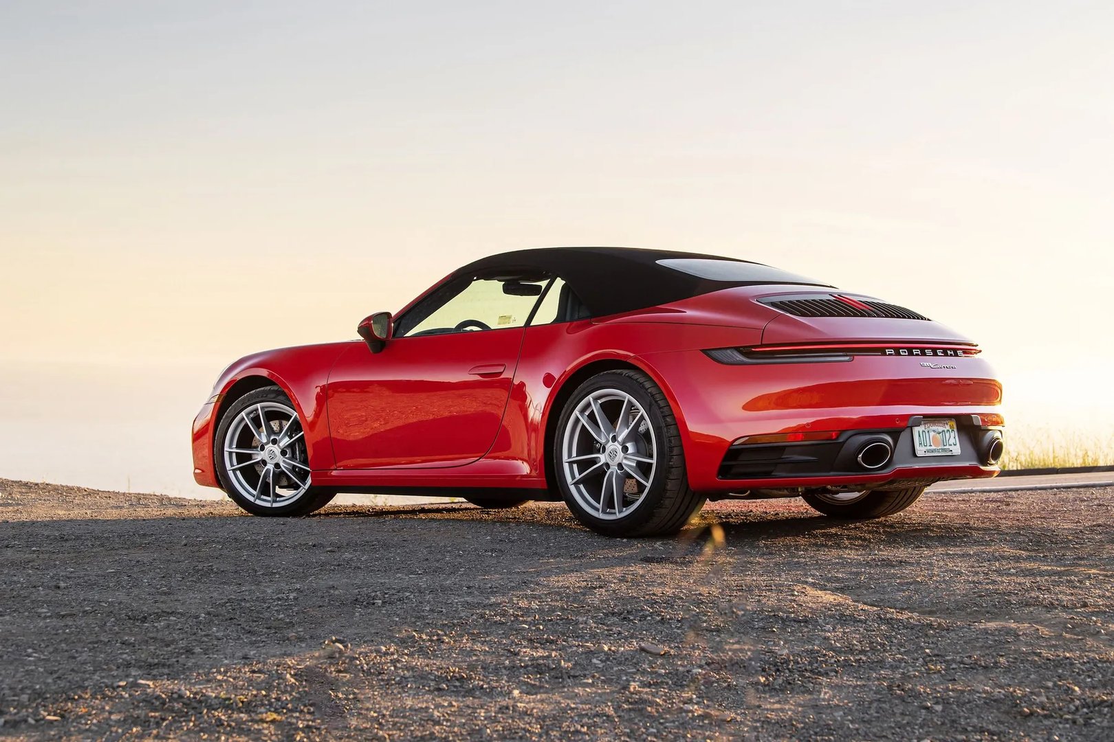 Porsche_911_8_generation__Cabrio__11.jpg