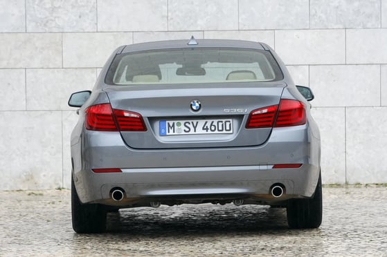 BMW_5_series_6_generation__Sedan__3.jpg