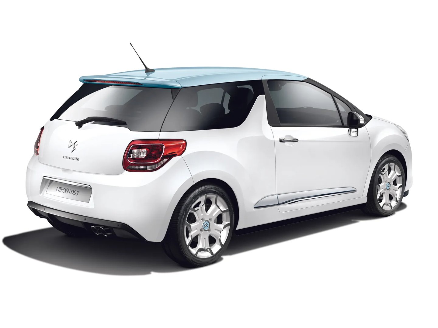 Citroen_DS3_1_generation__Mini_3-doors__5.jpg
