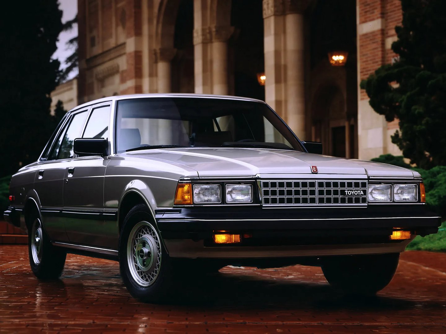 Toyota_Cressida_2_generation__Sedan__6.jpg
