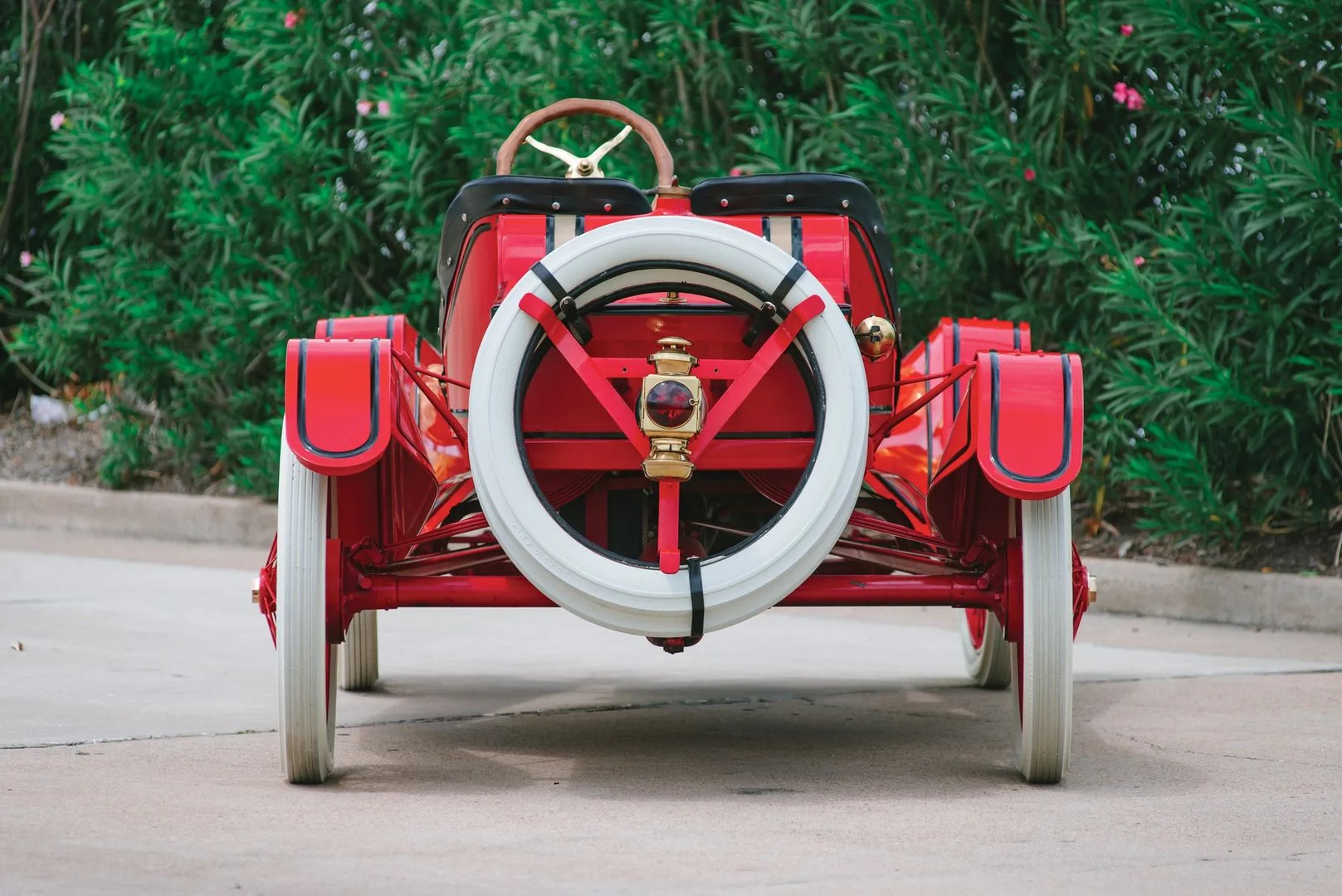 Ford_Model_T_1_generation__Speedster__4.jpg
