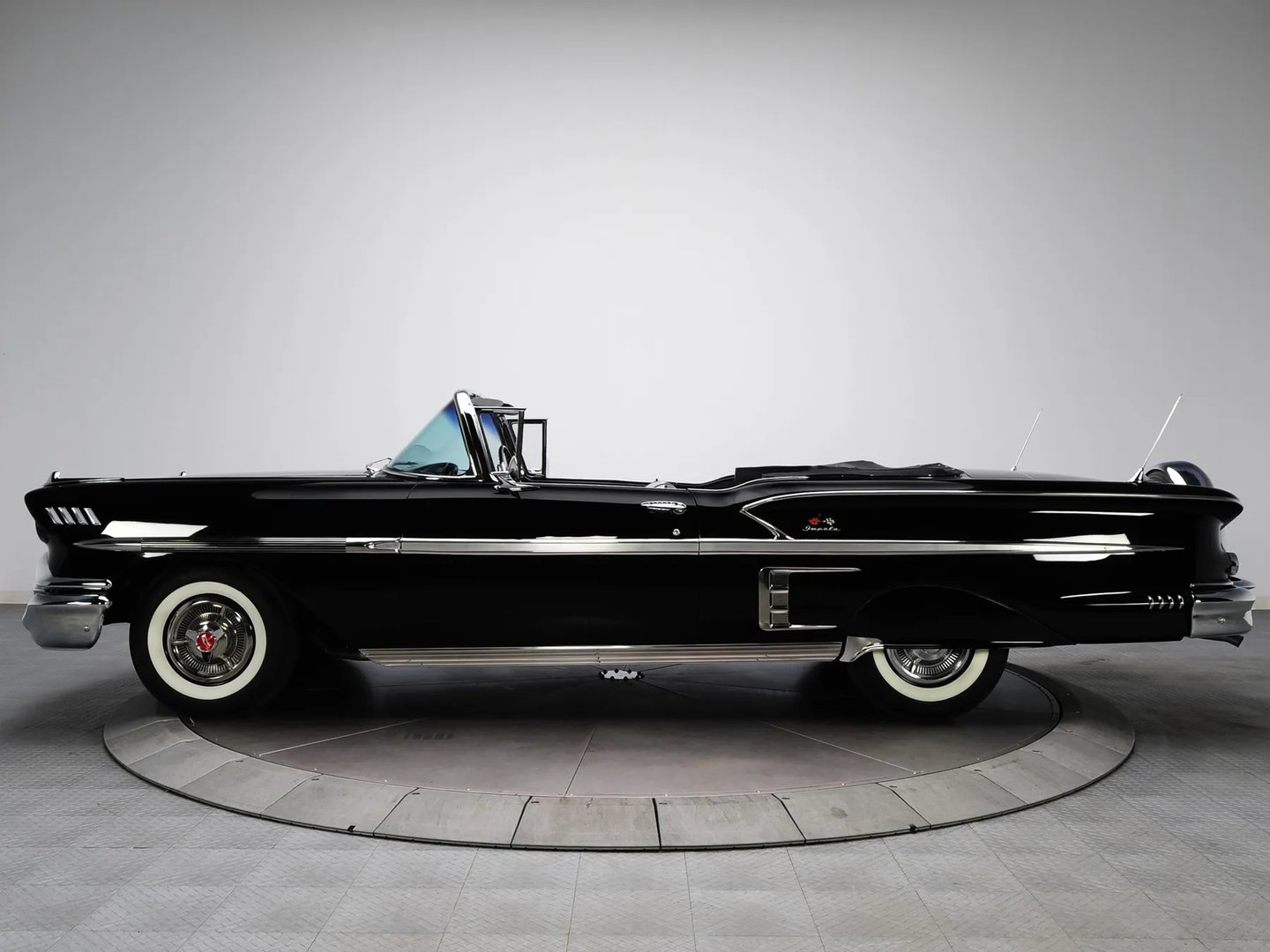 Chevrolet_Impala_2_generation__Cabrio__6.jpg