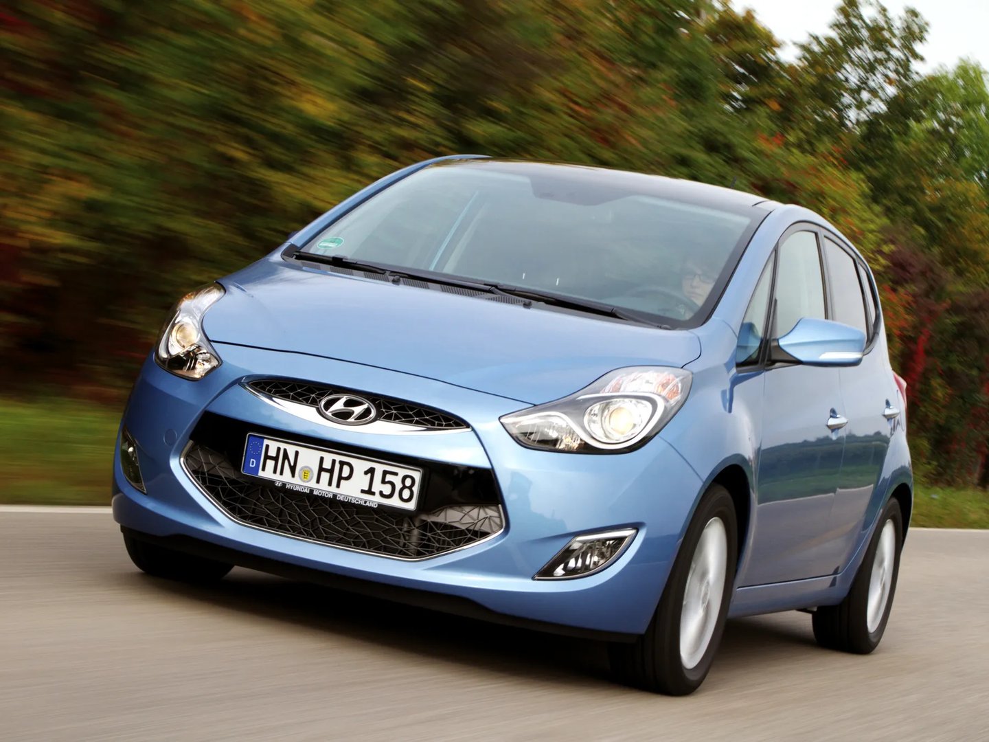 Hyundai_ix20_1_generation__Hatchback_5-door__6.jpg
