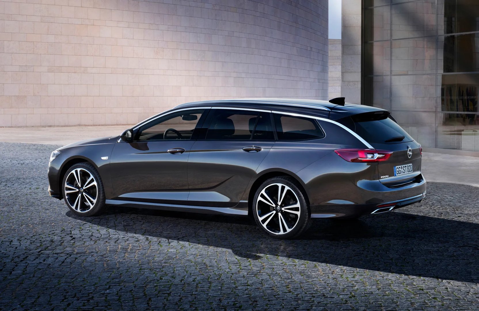 Opel_Insignia_2_generation_restyling_1__Estate_5-door__9.jpg