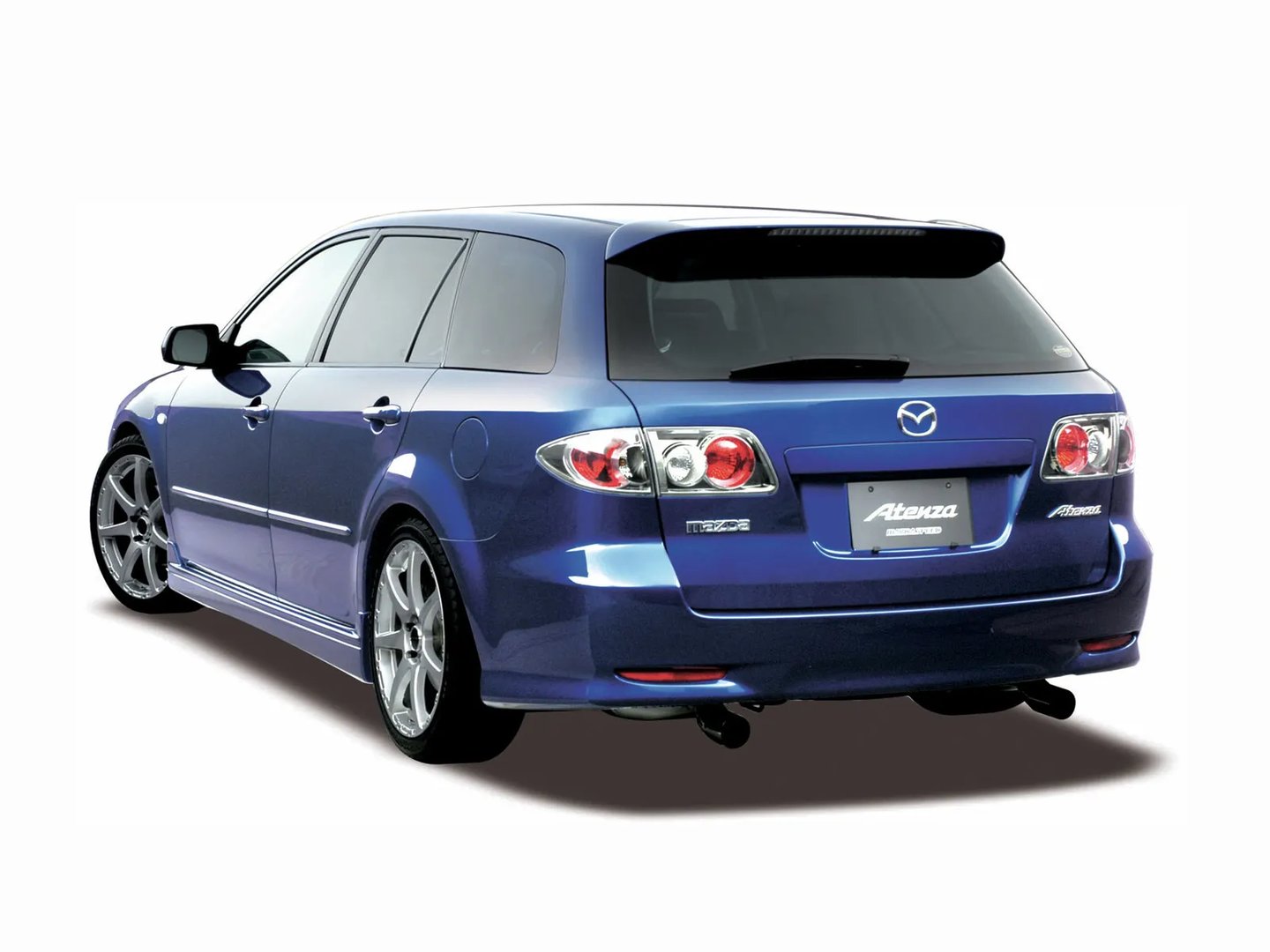 Mazda_Atenza_1_generation__Estate_5-door__3.jpg