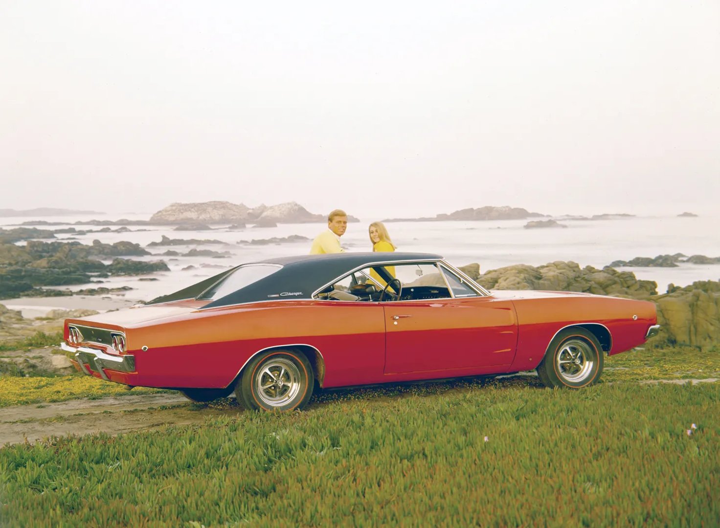 Dodge_Charger_2_generation__Coupe_Hardtop__12.jpg