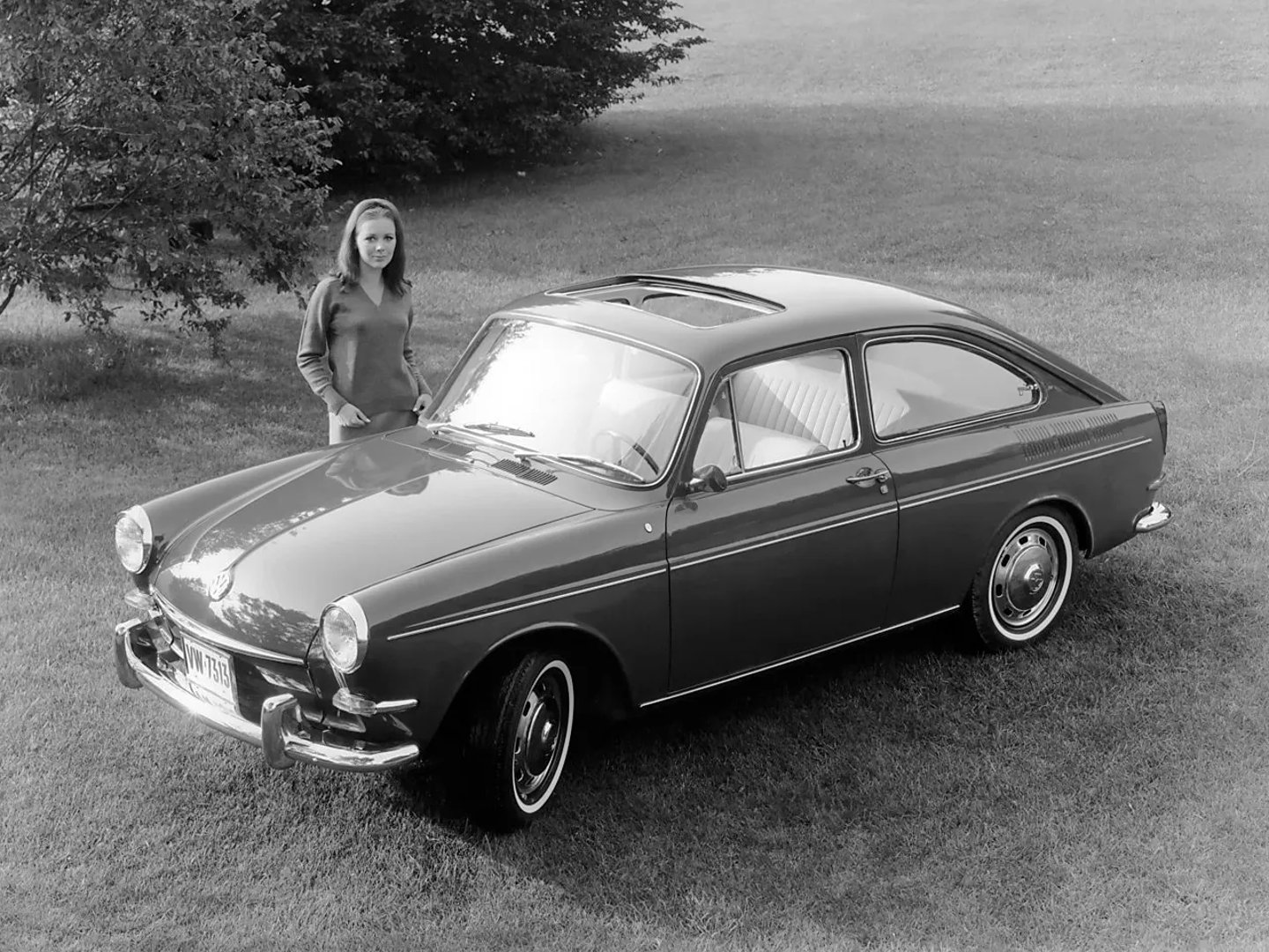 Volkswagen_Type_3_1_generation__Fastback__4.jpg