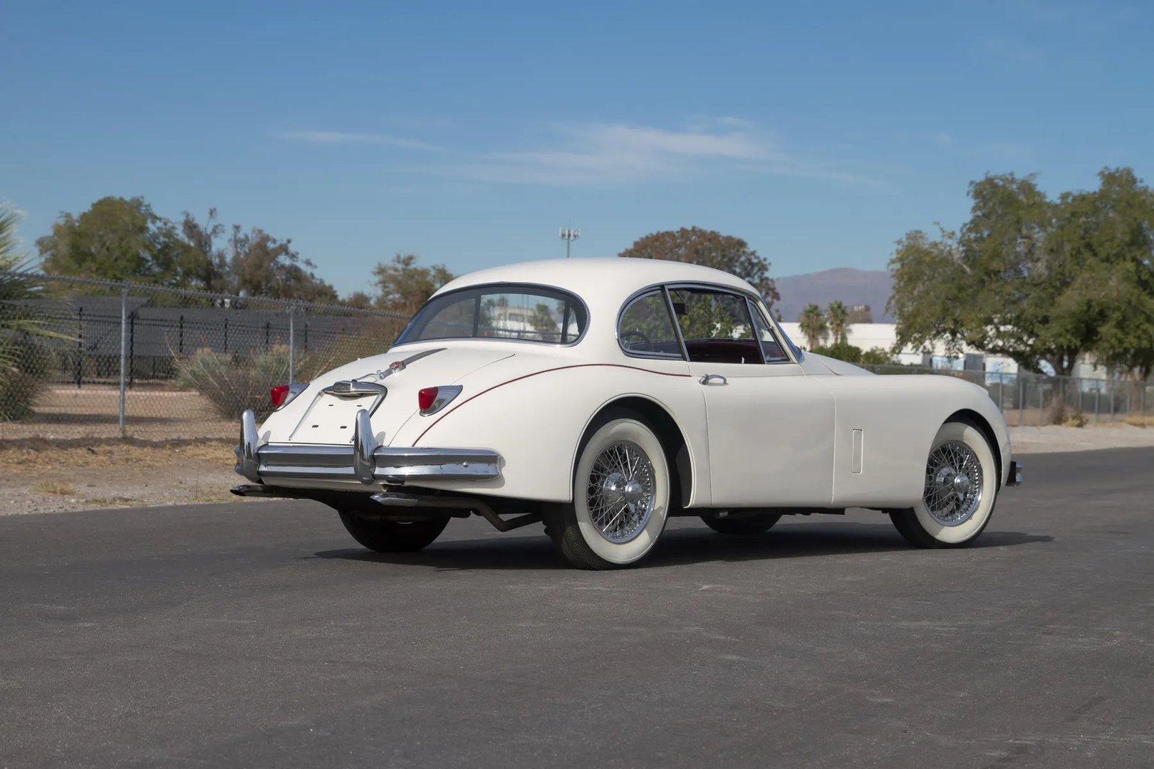 Jaguar_XK_Raritet_3_generation__Coupe__13.jpg