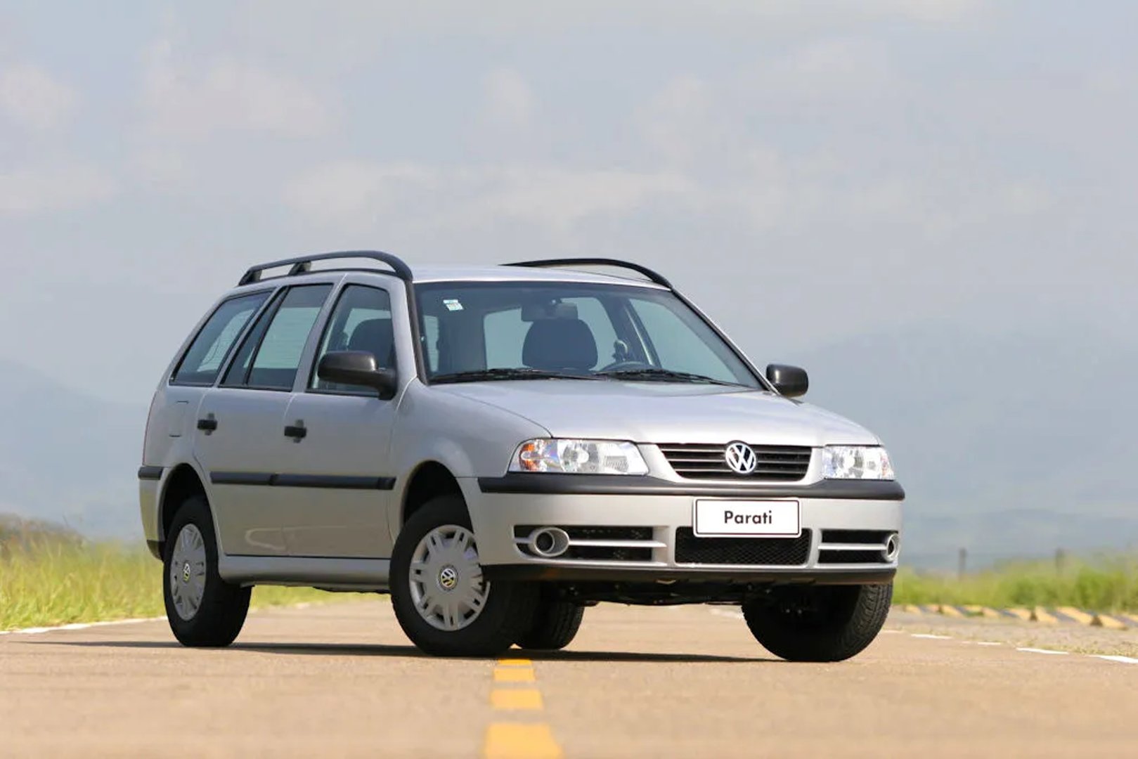 Volkswagen_Parati_2_generation__Estate_5-door__4.jpg