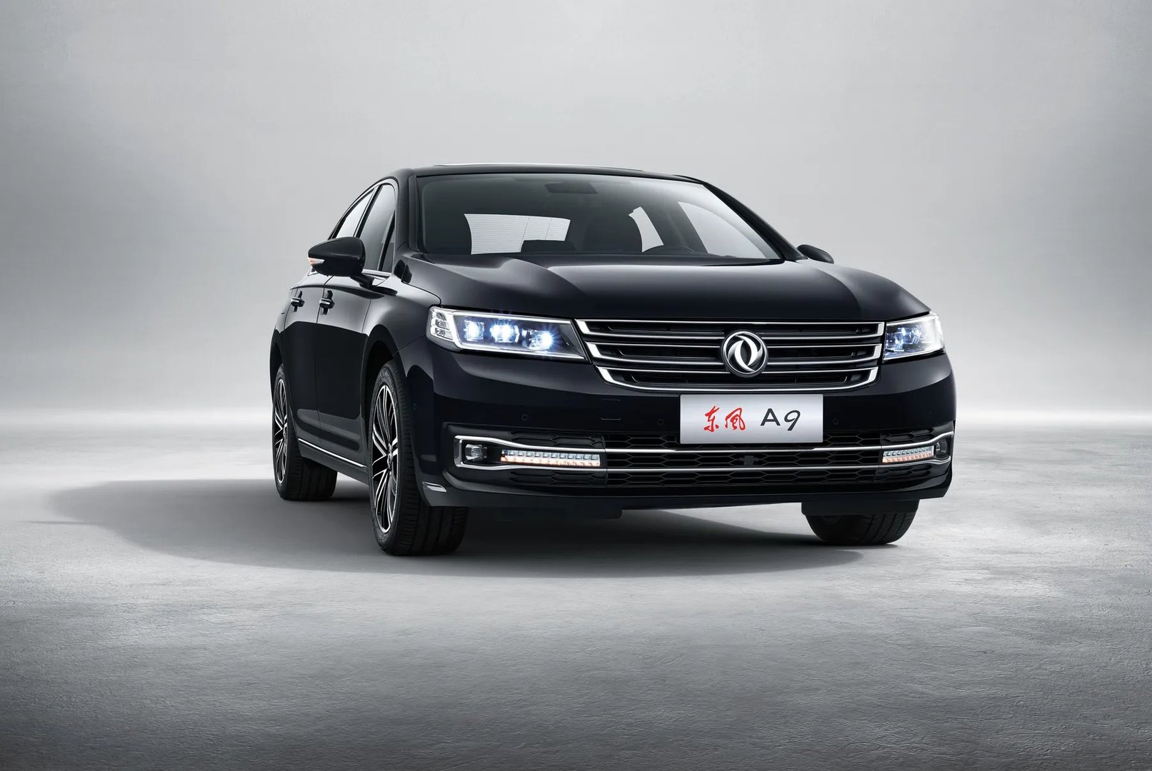 DongFeng_A9_1_generation__Sedan__3.jpg