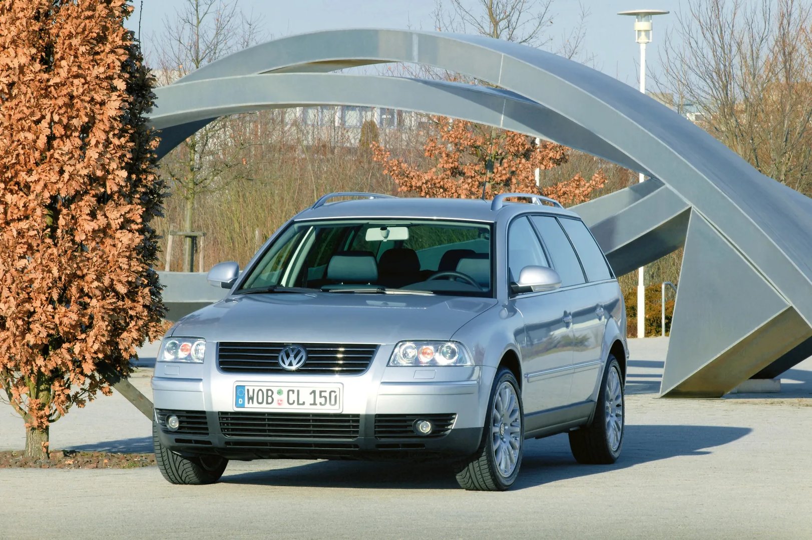 Volkswagen_Passat_5_generation_restyling__Estate_5-door__9.jpg