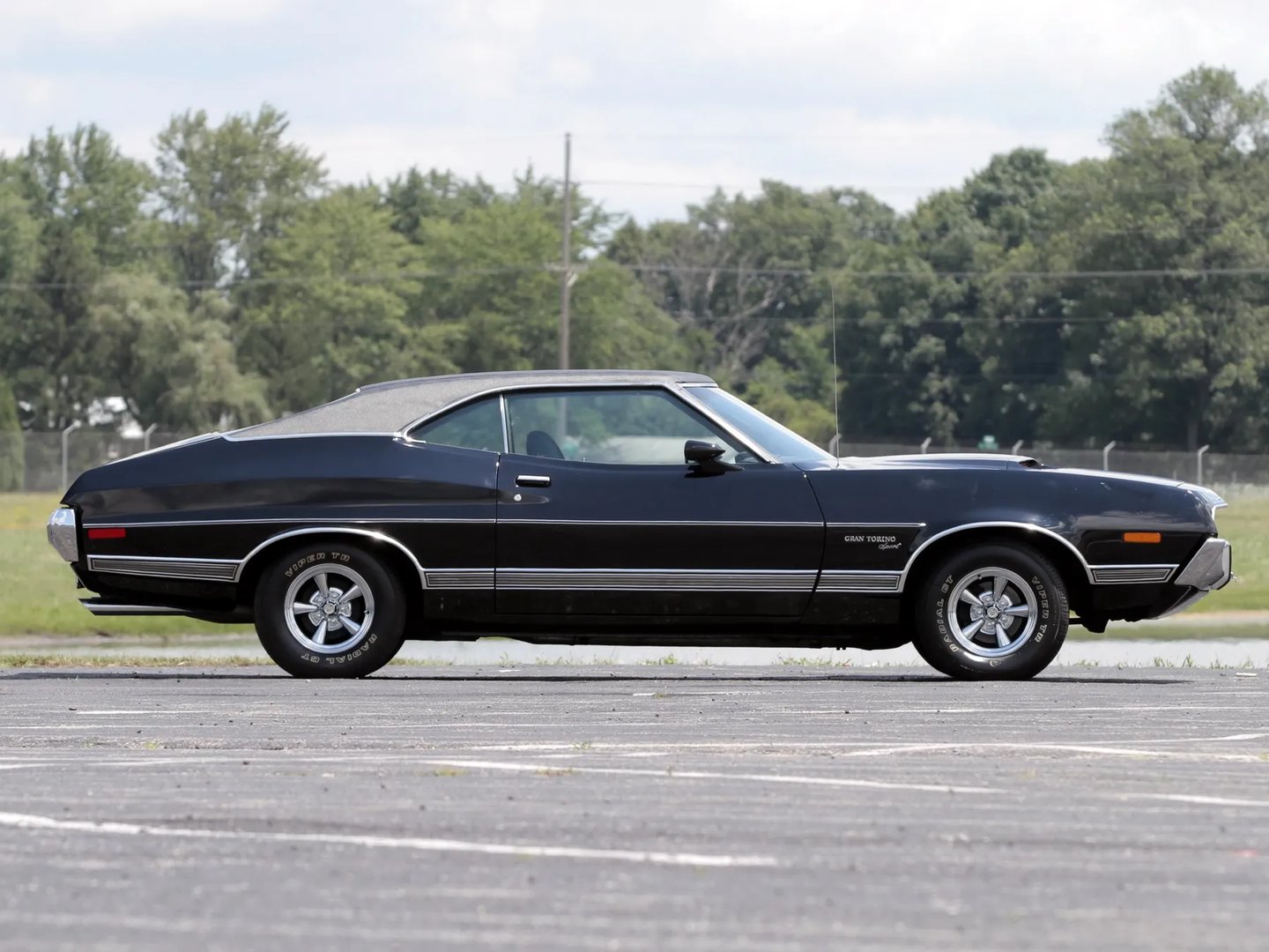 Ford_Torino_3_generation__Fastback__5.jpg
