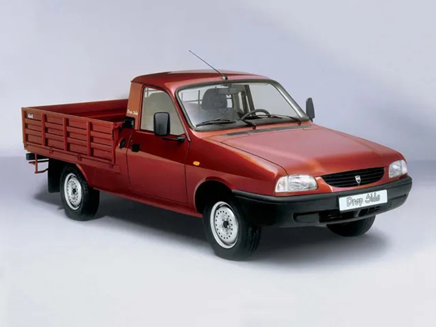 Dacia_Pick-Up_1_generation__Pickup_single-cab__4.jpg