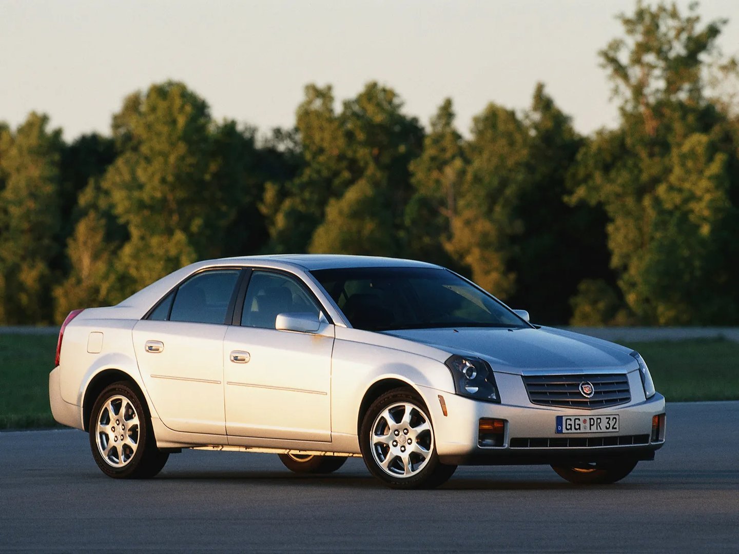 Cadillac_CTS_1_generation__Sedan__6.jpg