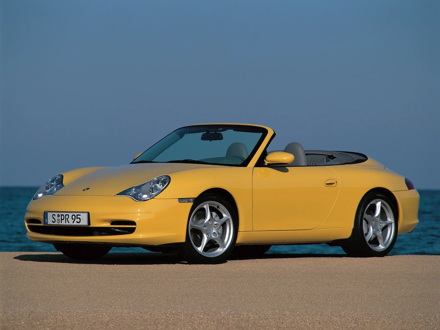 Porsche_911_5_generation_restyling__Cabrio__1.jpg