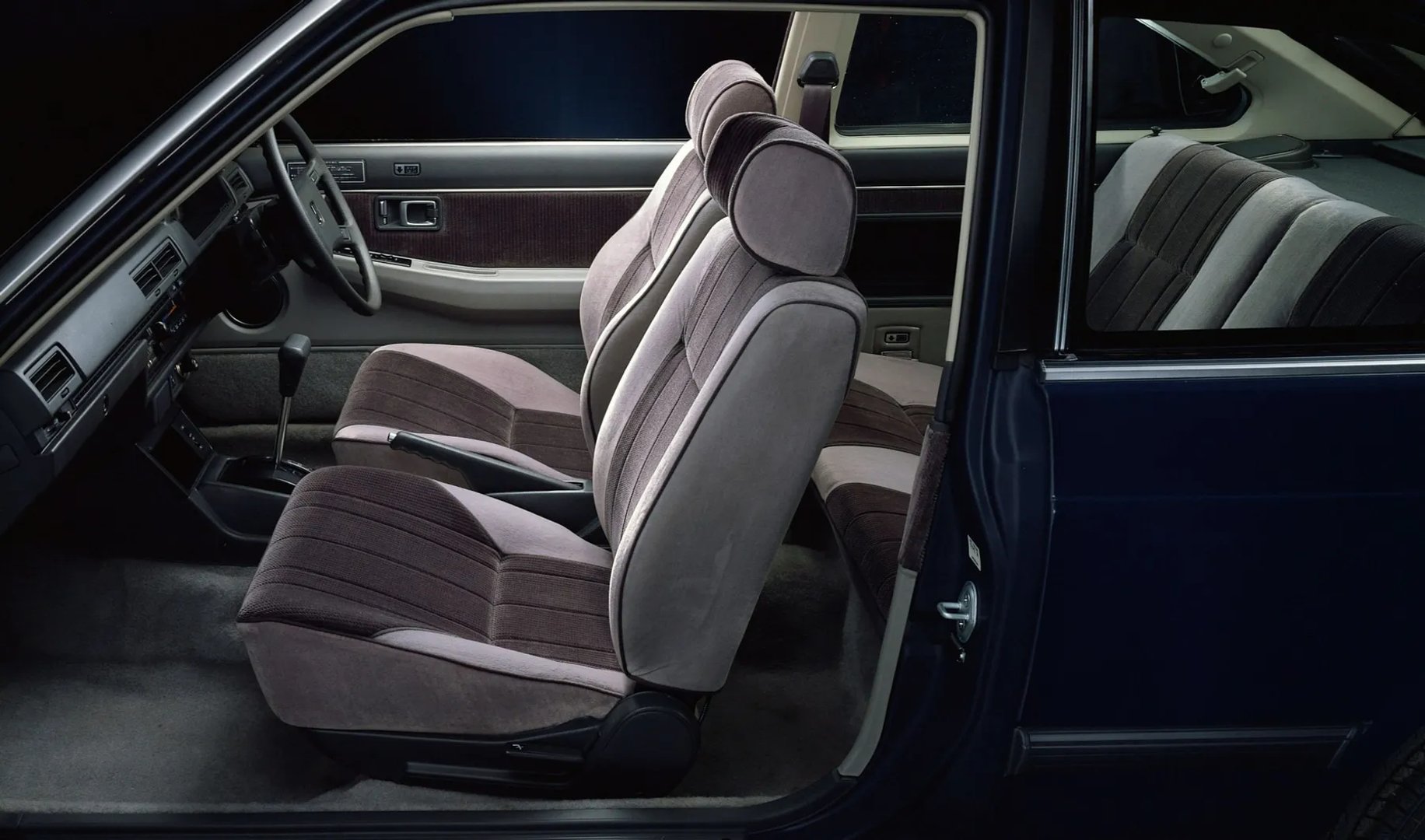 Honda_Accord_2_generation__Hatchback_3-door__12.jpg
