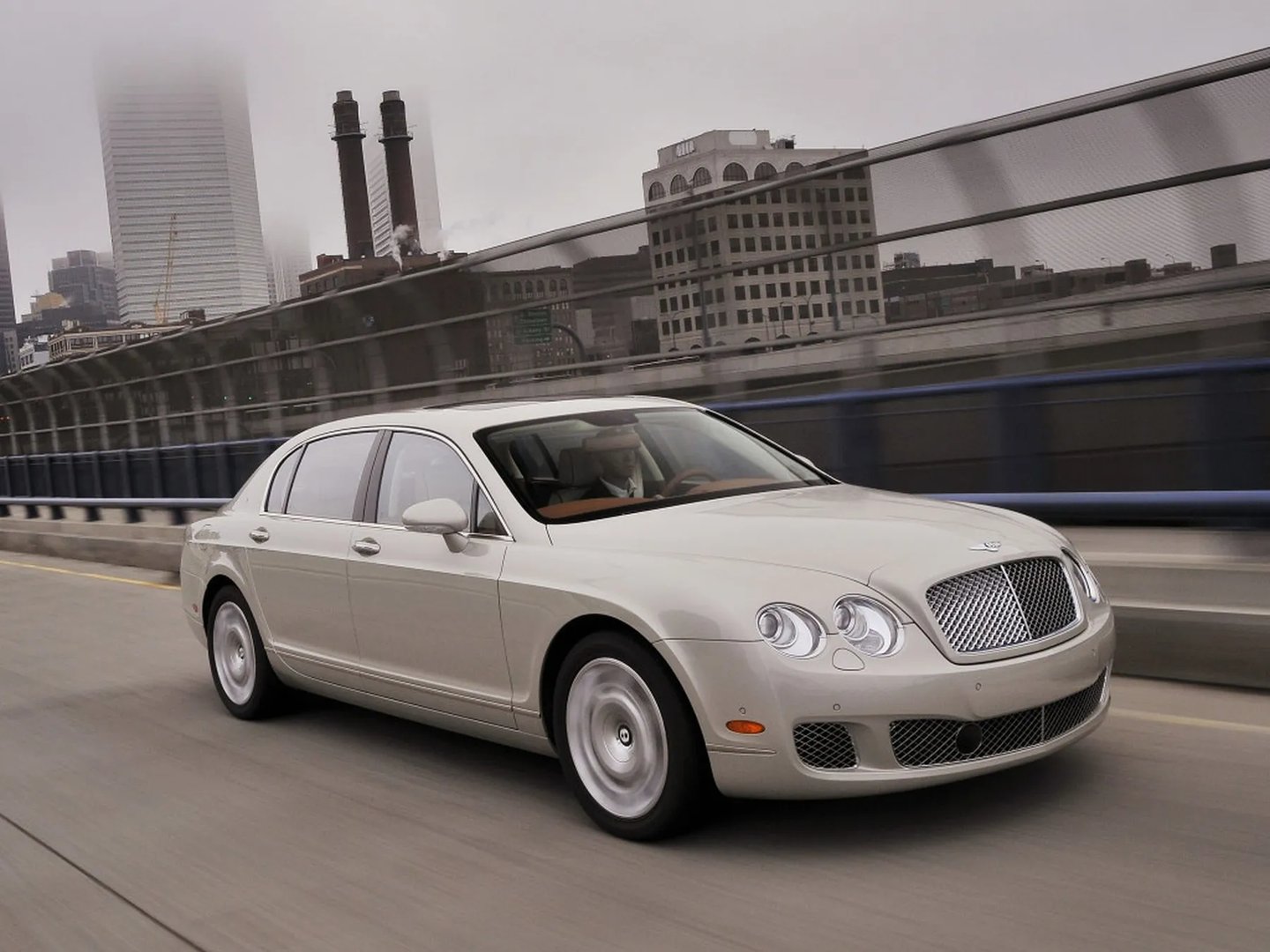Bentley_Continental_Flying_Spur_1_generation__Sedan__7.jpg