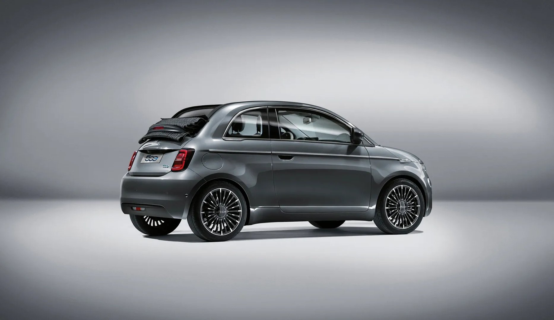 Fiat_500_3_generation__Cabrio__13.jpg
