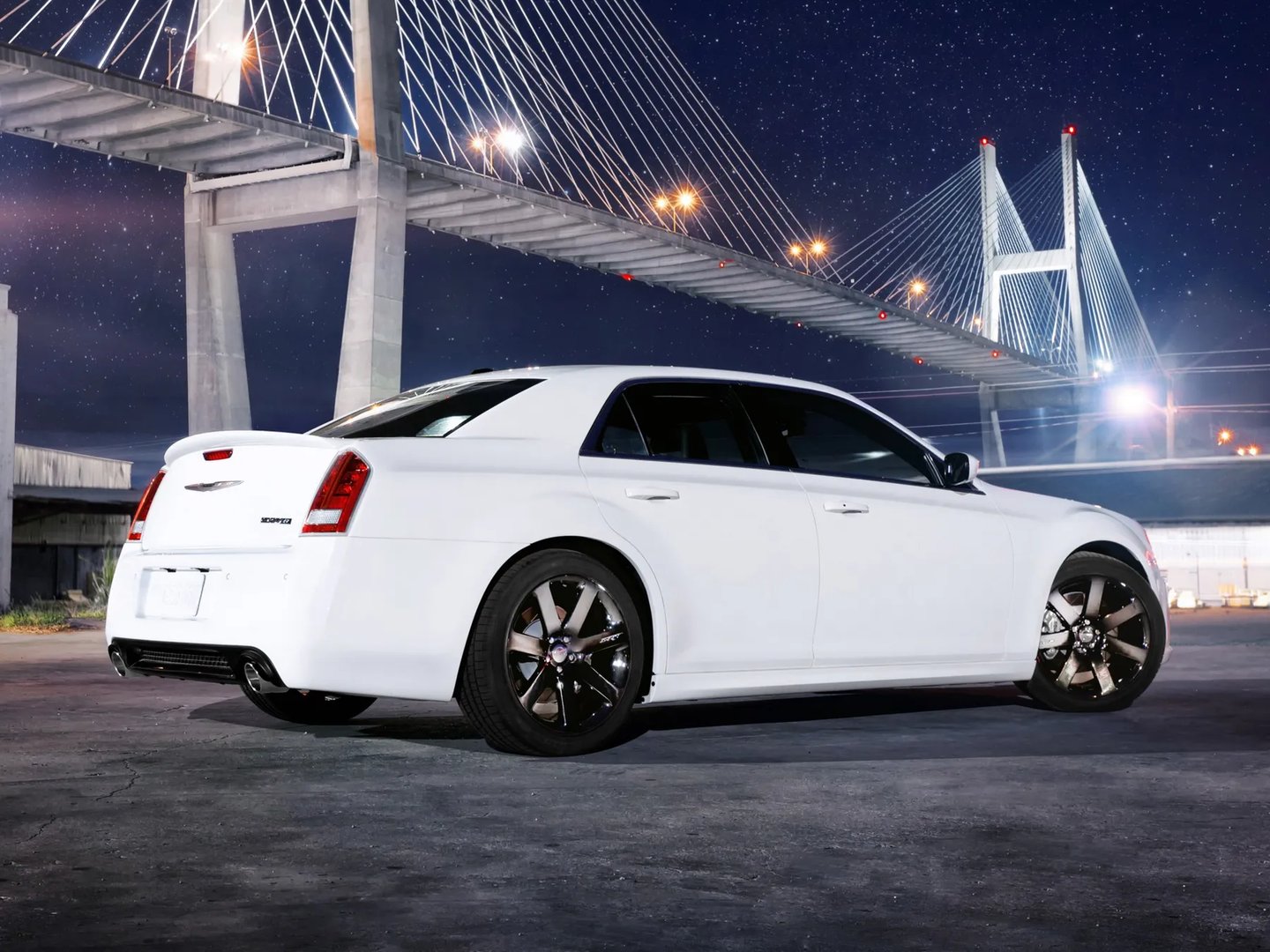 Chrysler_300C_2_generation__Sedan__7.jpg
