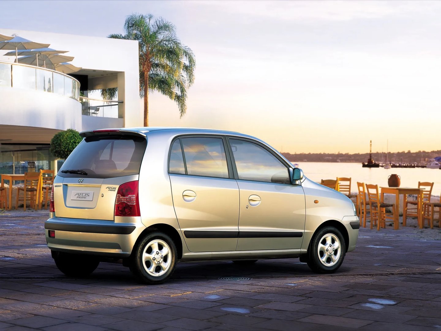 Hyundai_Atos_1_generation__Mini_5-doors__5.jpg