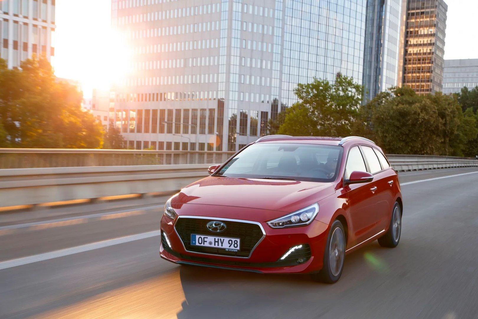 Hyundai_i30_3_generation_restyling__Estate_5-door__12.jpg
