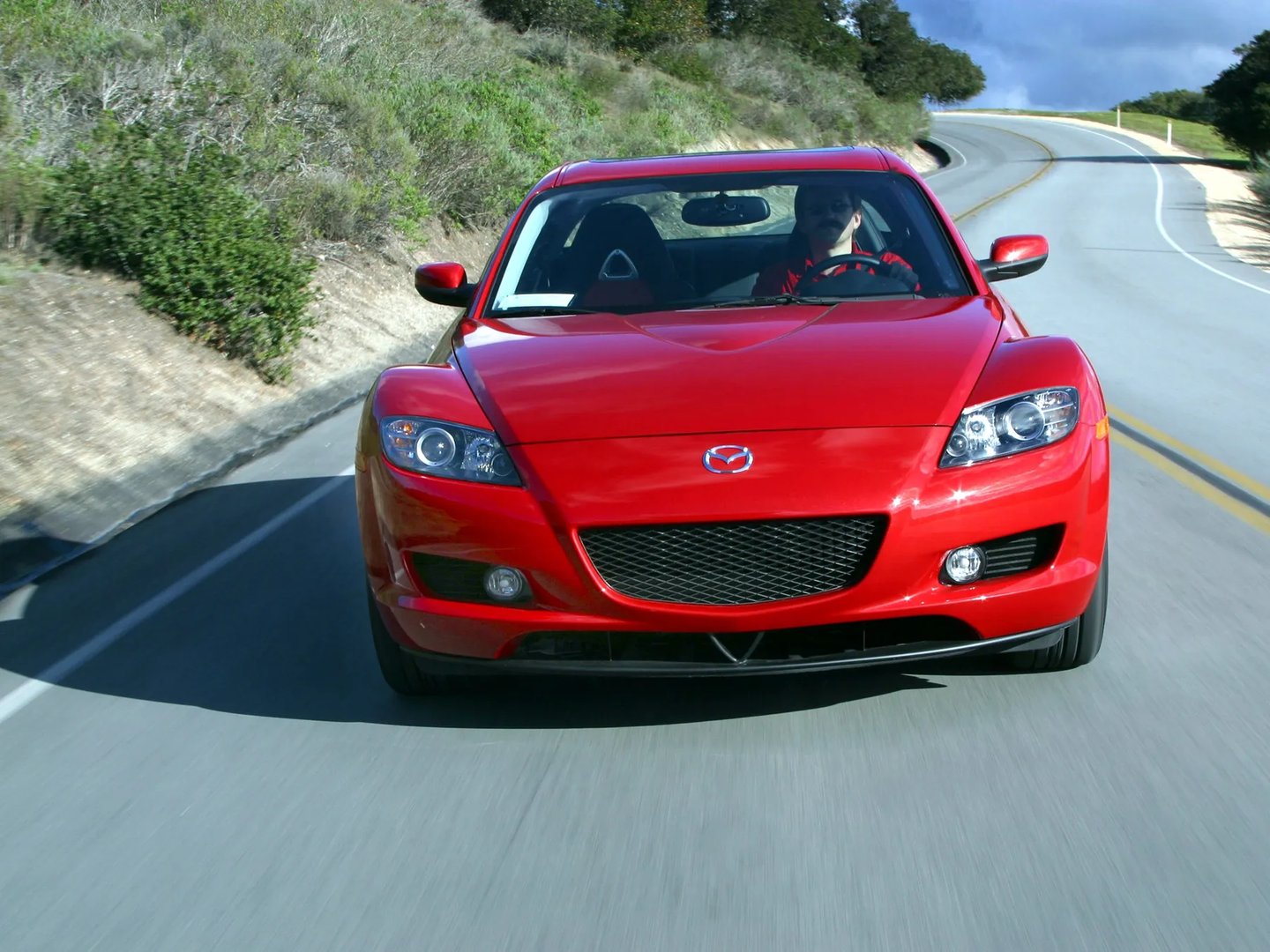Mazda_RX-8_1_generation__Coupe__4.jpg
