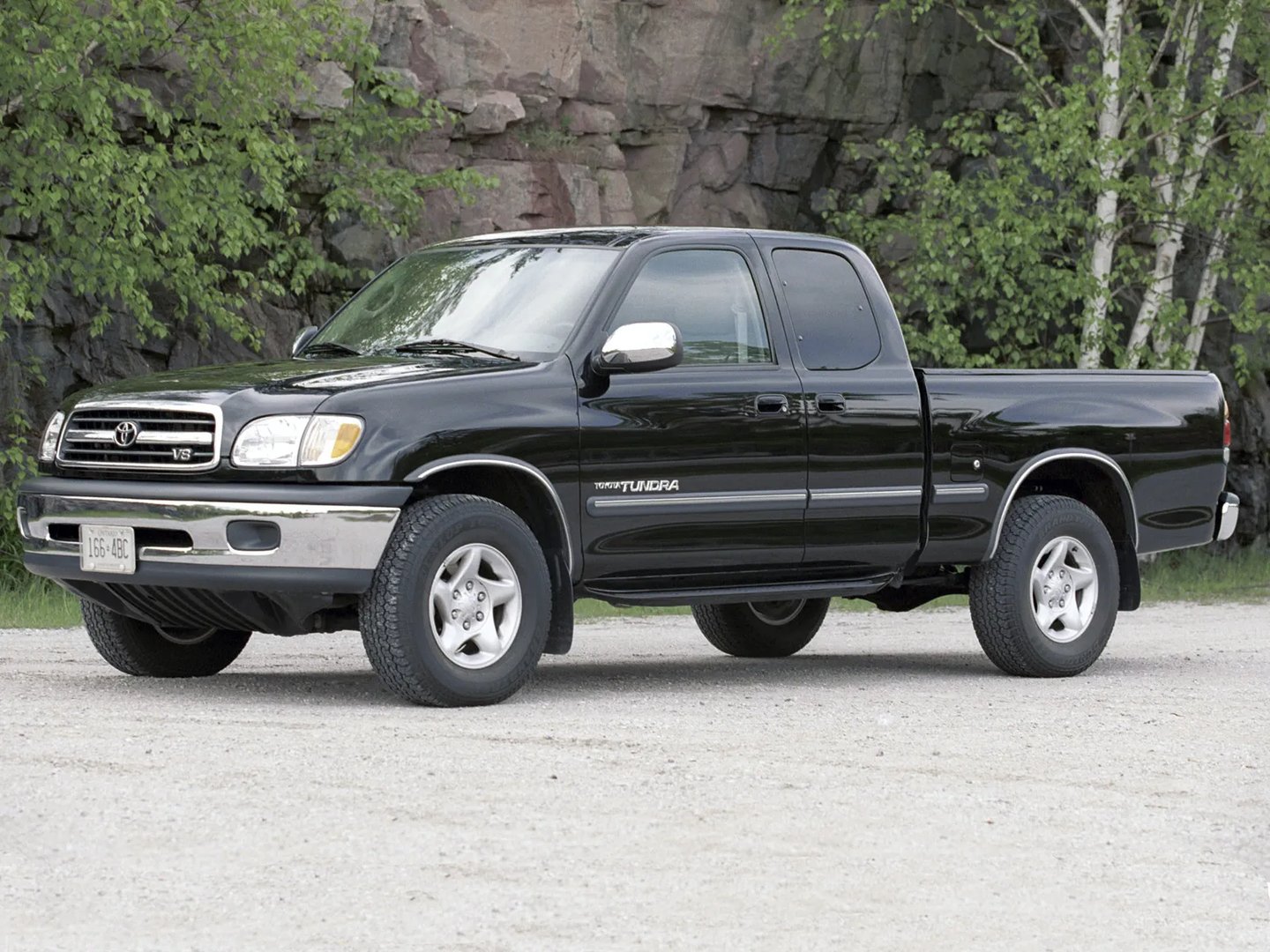 Toyota_Tundra_1_generation__Pickup_1.5-cab__9.jpg