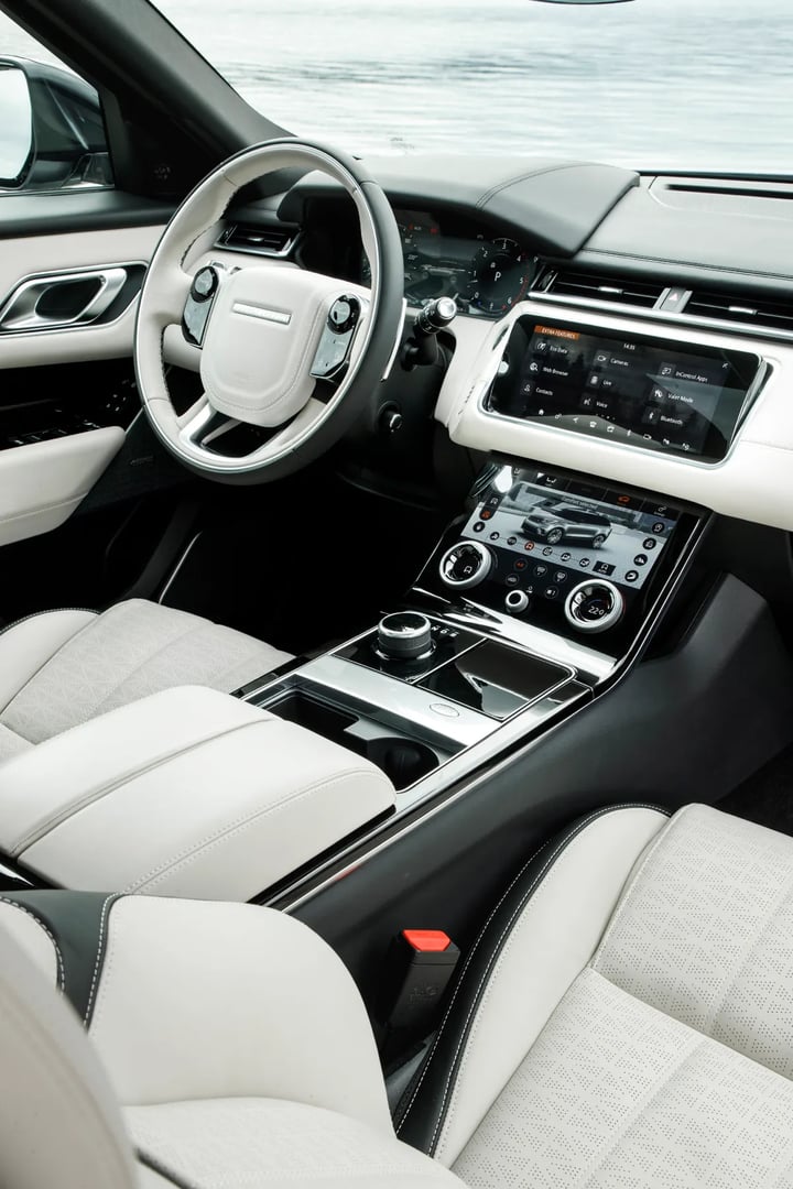 Land Rover_Range_Rover_Velar_1_generation__SUV_5-doors__12.jpg