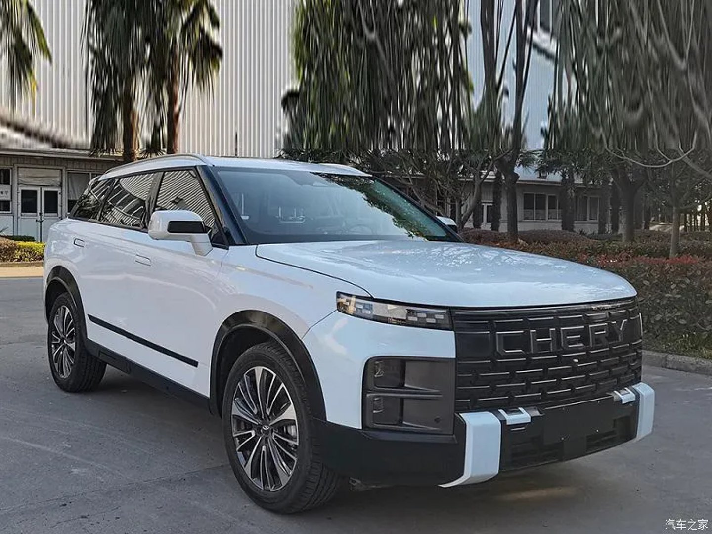 Chery_TJ-1_1_generation__SUV_5-doors__2.jpg
