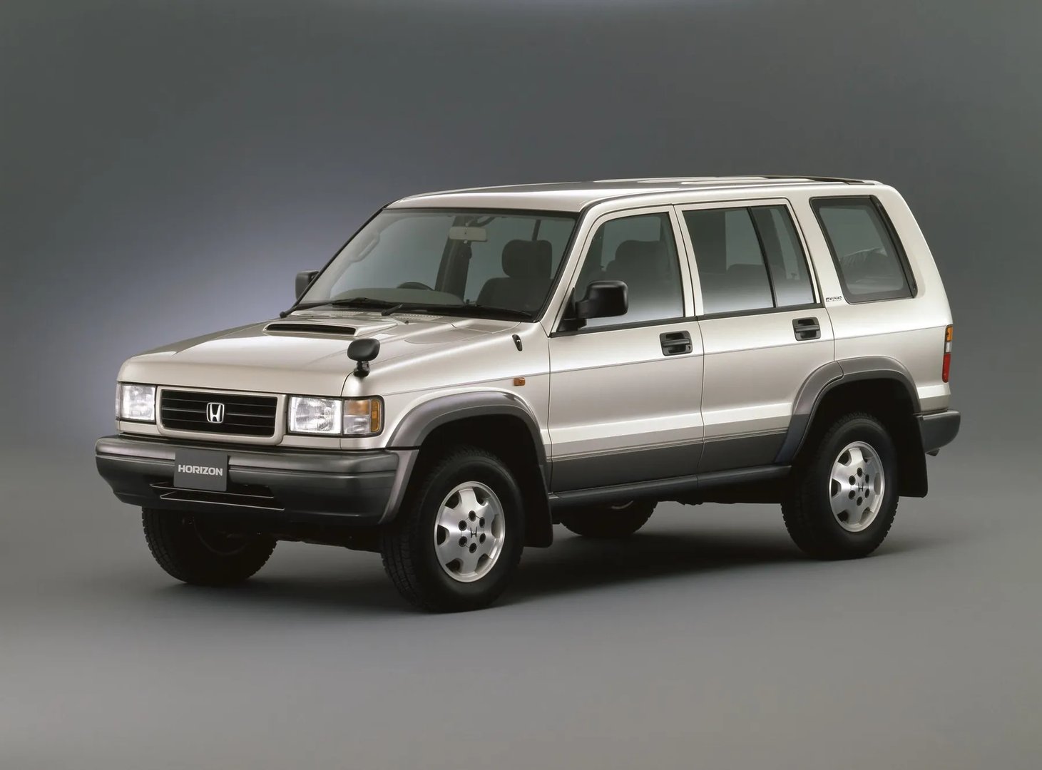 Honda_Horizon_1_generation__SUV_5-doors__4.jpg