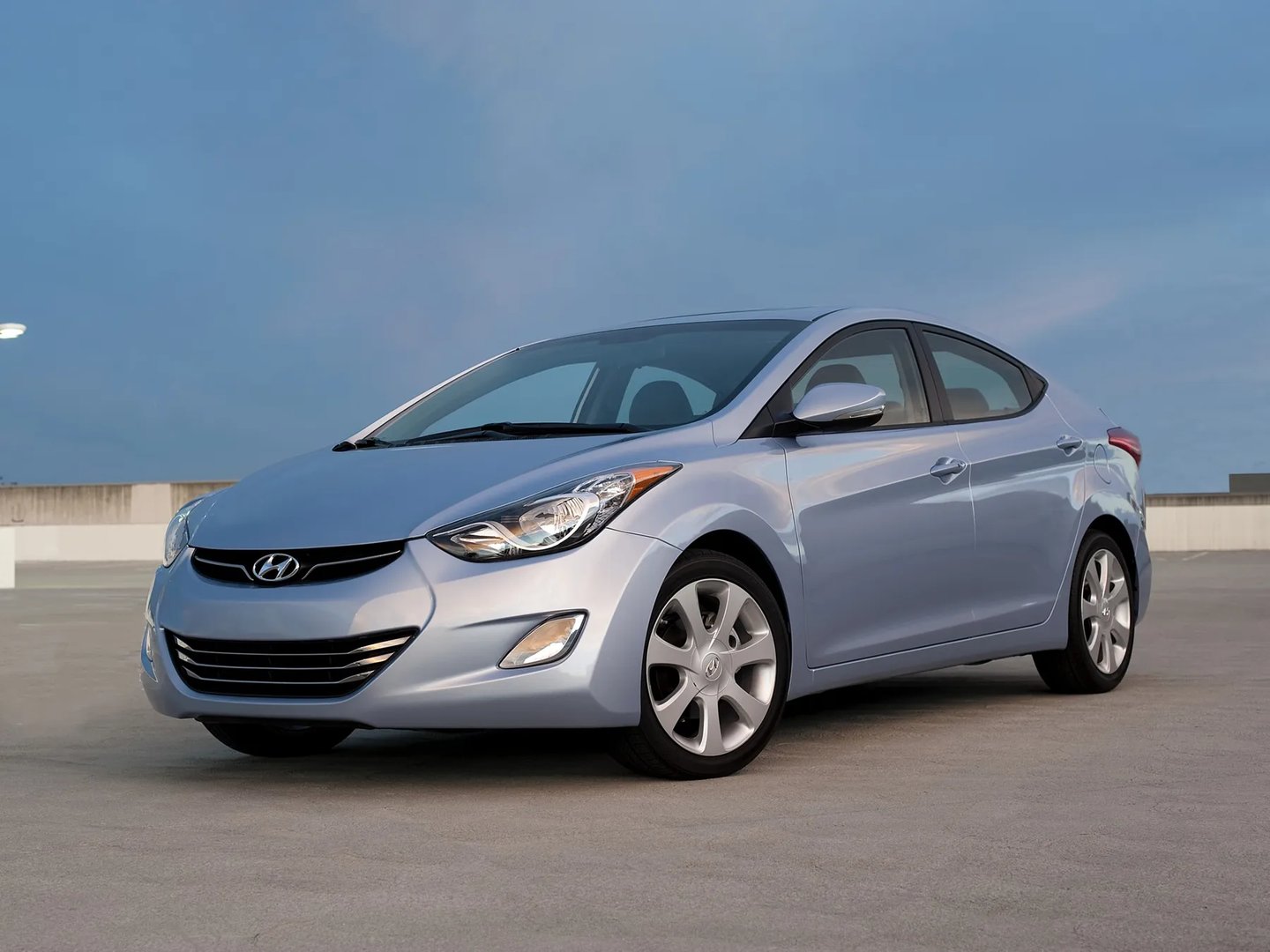 Hyundai_i35_1_generation__Sedan__2.jpg