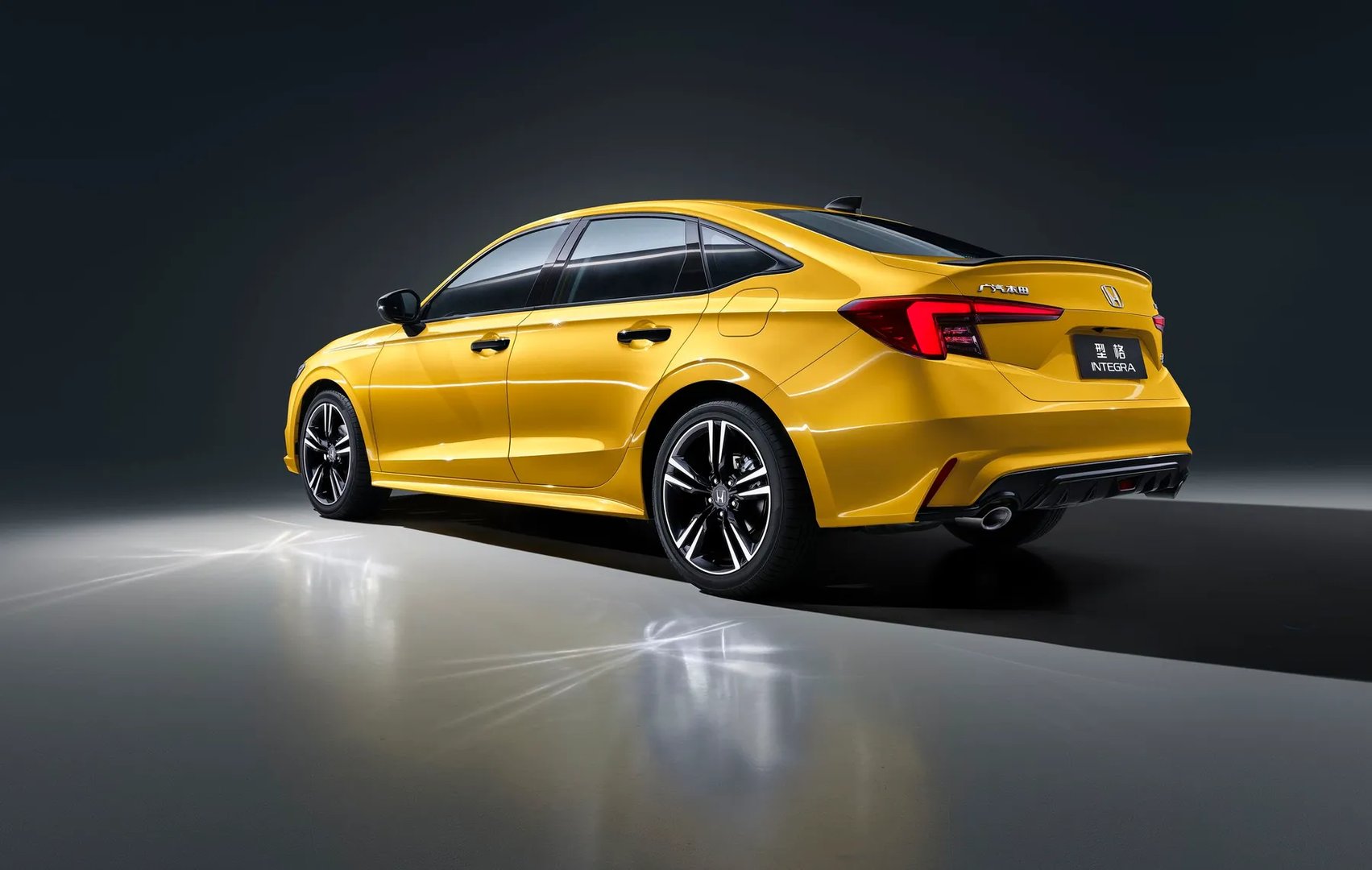 Honda_Integra_5_generation__Sedan__5.jpg