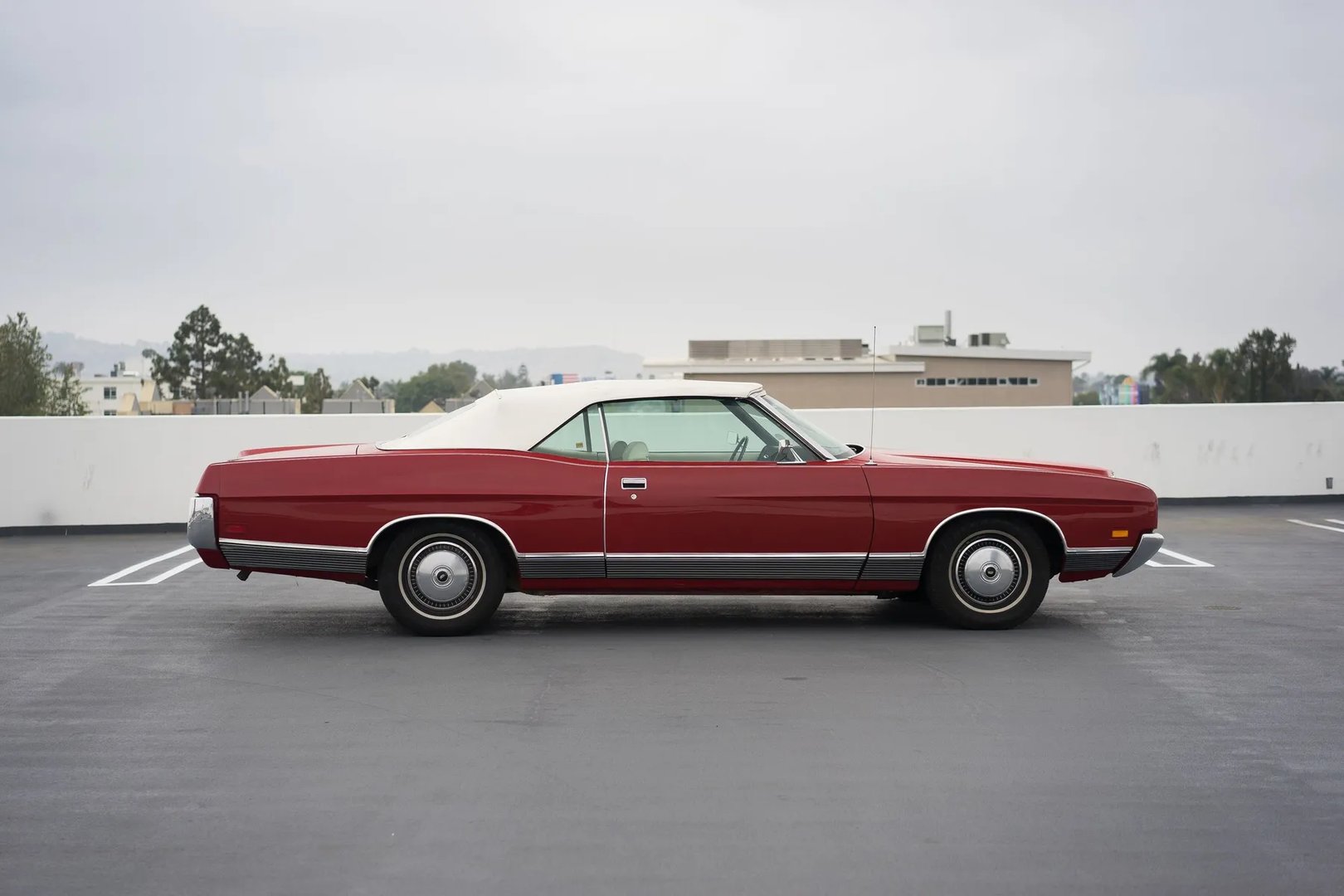 Ford_Galaxie_(USA)_4_generation__Cabrio__5.jpg