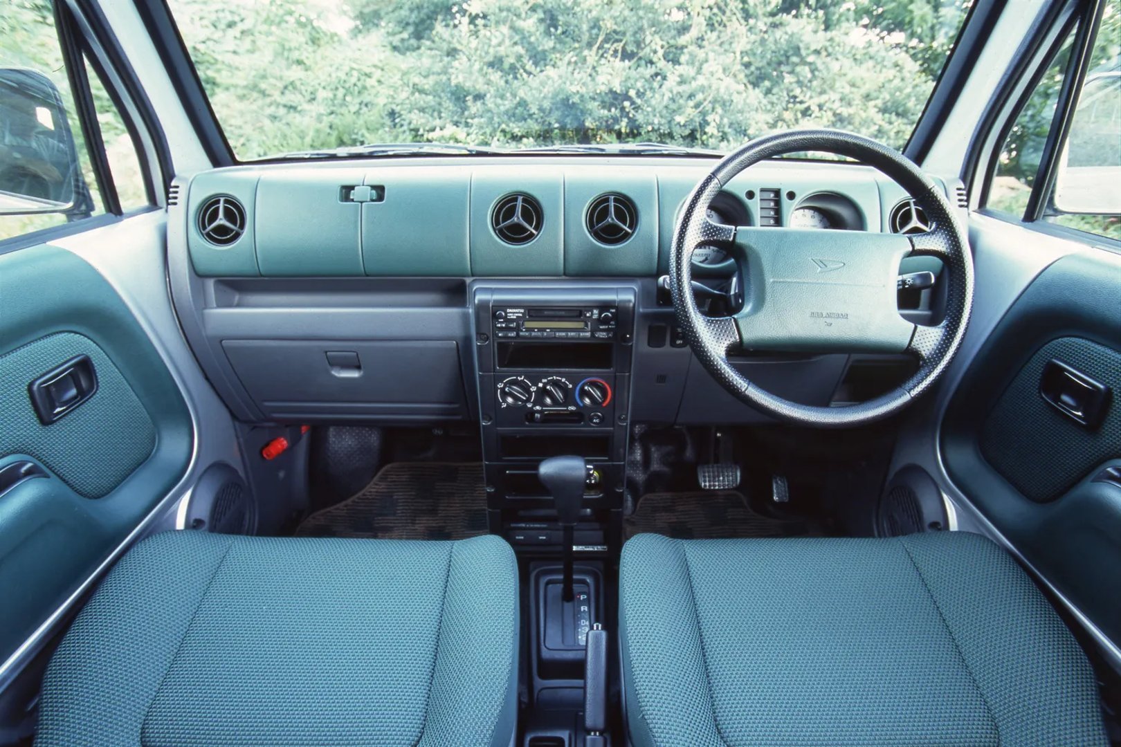 Daihatsu_Naked_1_generation__Microvan__3.jpg