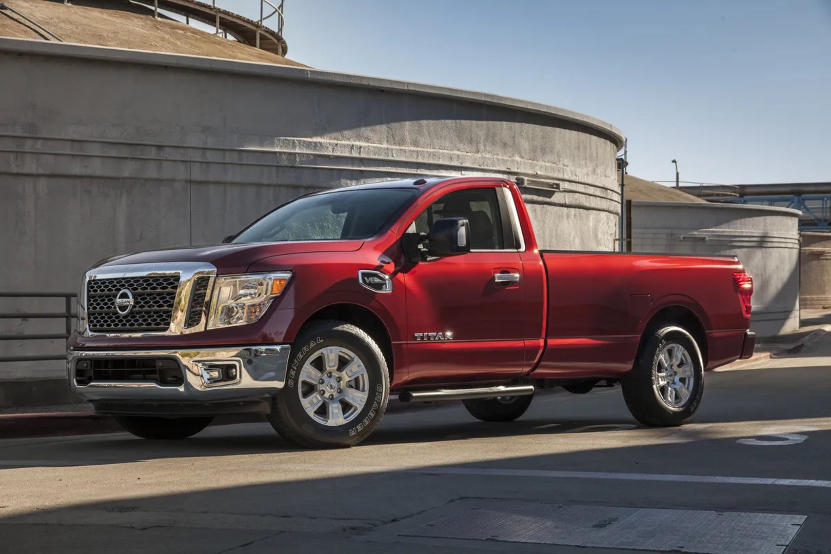 Nissan Titan 2 generation  Pickup single-cab