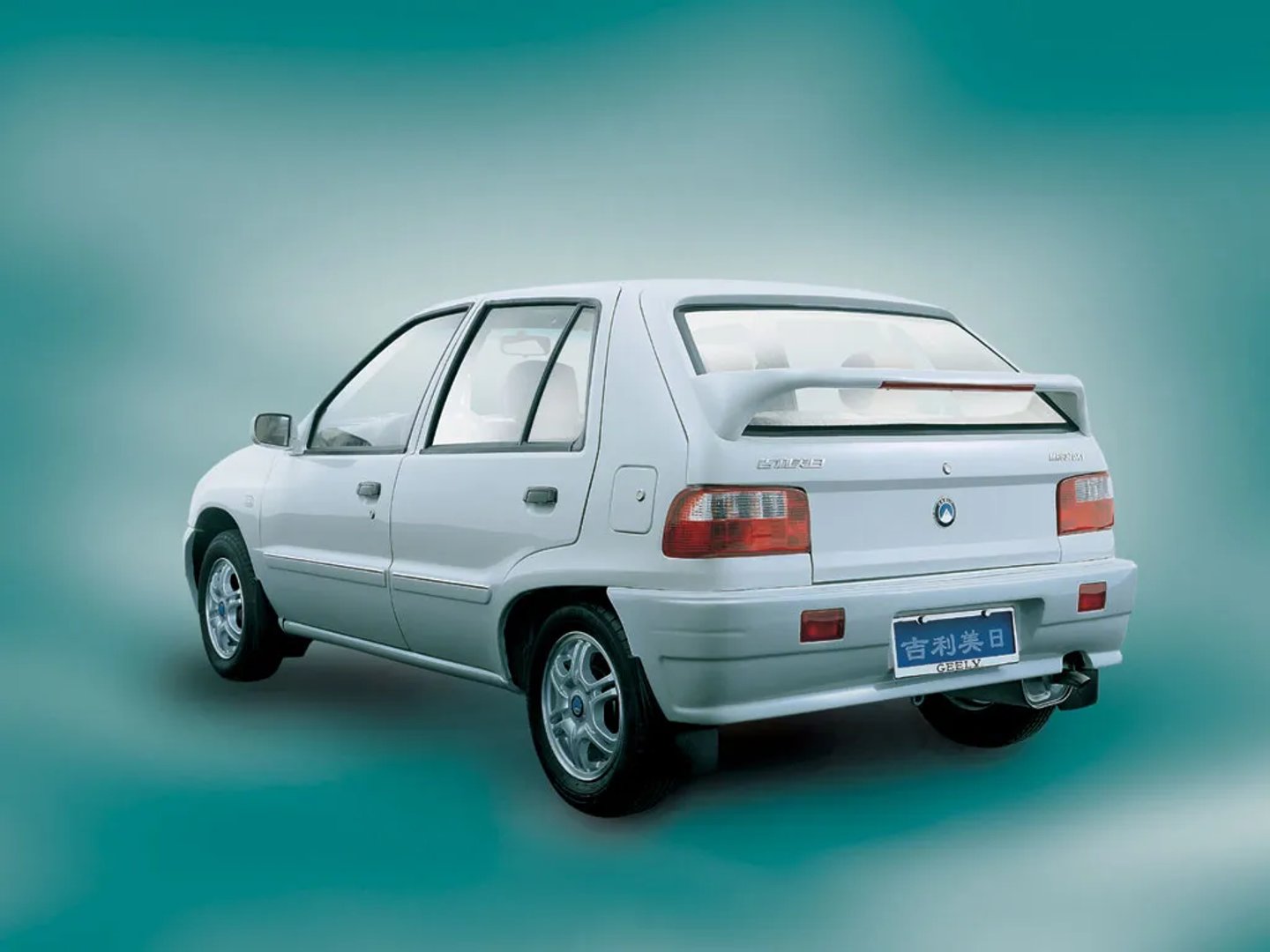 Geely_MR_1_generation__Mini_5-doors__2.jpg