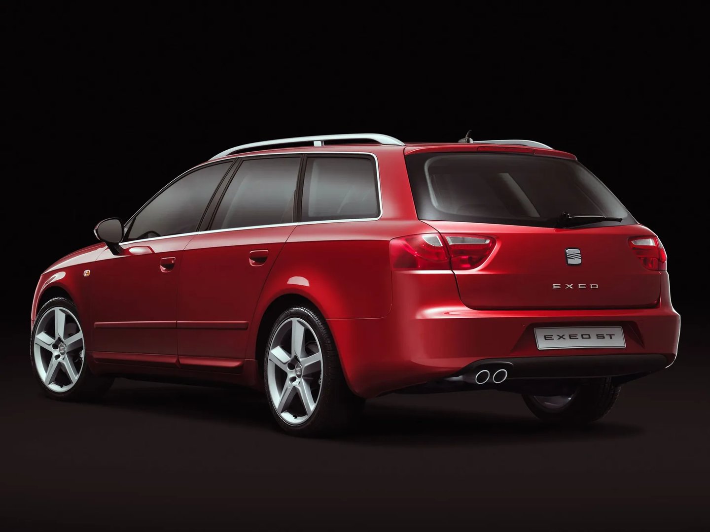 SEAT_Exeo_1_generation__Estate_5-door__7.jpg