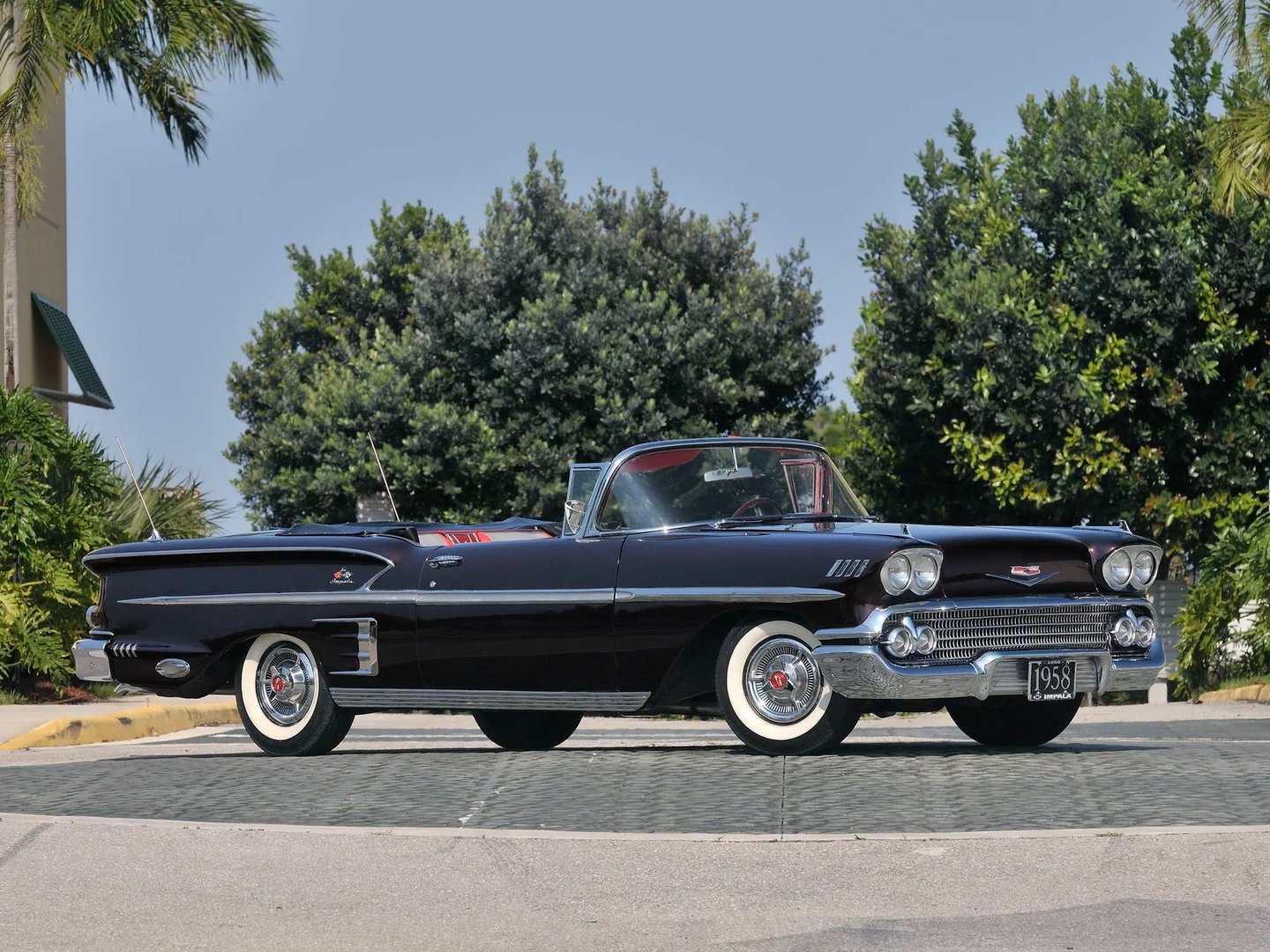 Chevrolet_Impala_2_generation__Cabrio__2.jpg