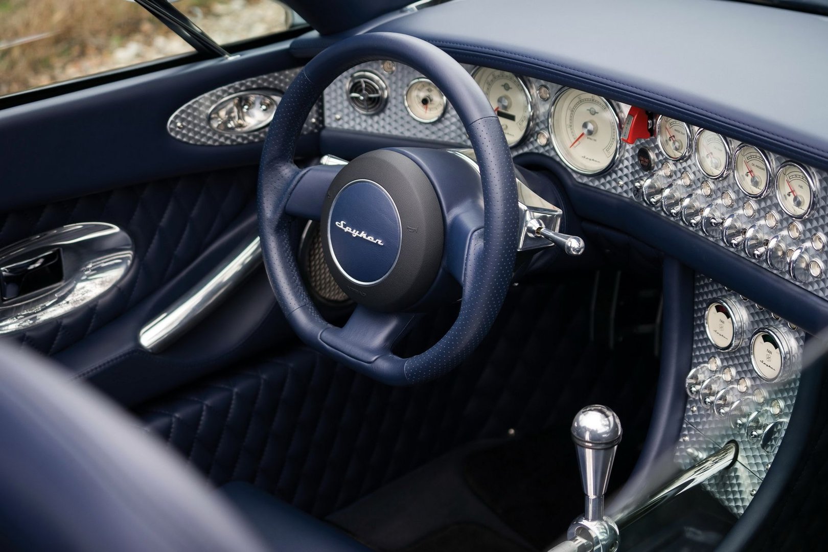 spyker_C8_1_generation__Roadster__14.jpg