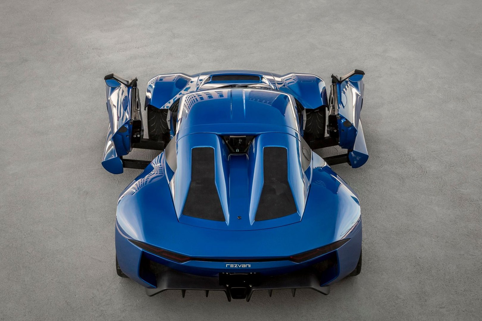 rezvani_Beast_1_generation__Targa__21.jpg