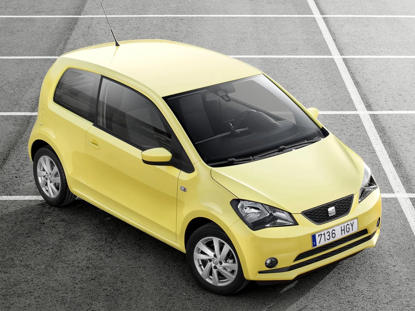 SEAT_Mii_1_generation__Mini_3-doors__9.jpg