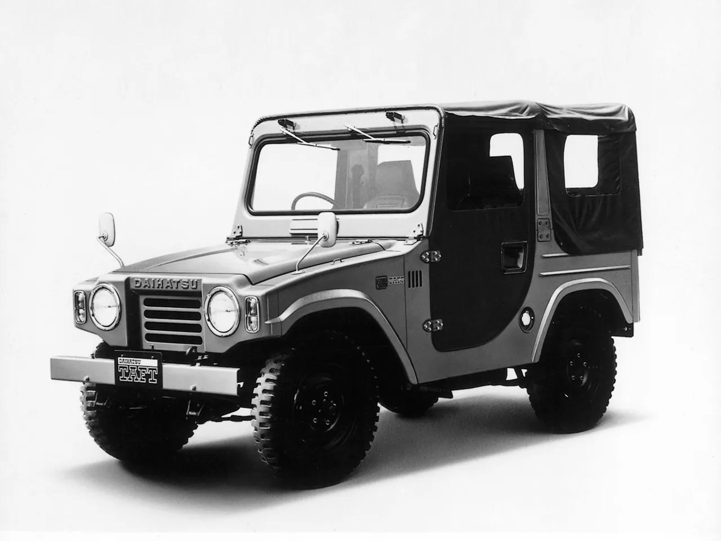 Daihatsu_Taft_1_generation__SUV_3-doors__1.jpg