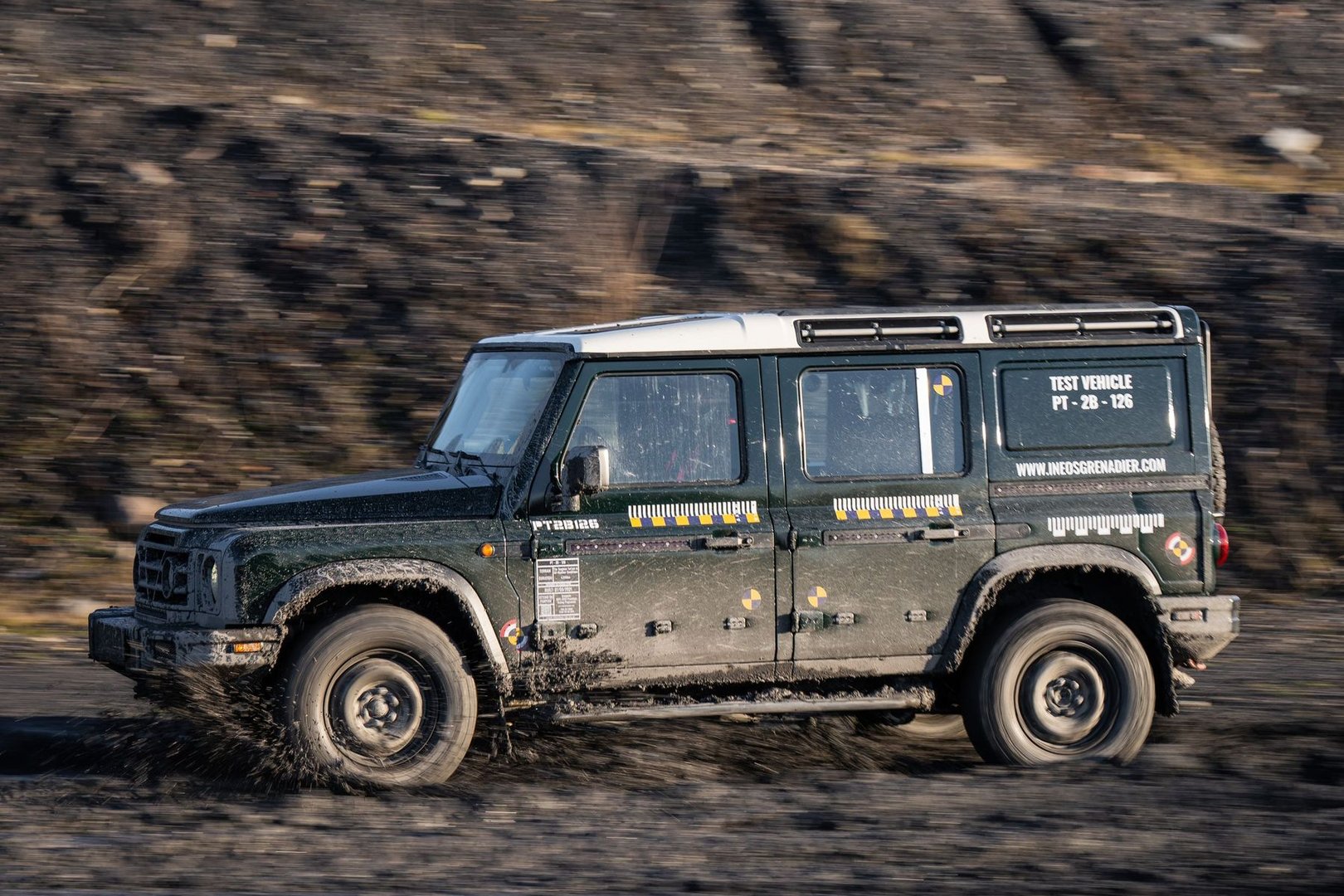 ineos_Grenadier_1_generation__SUV_5-doors__24.jpg
