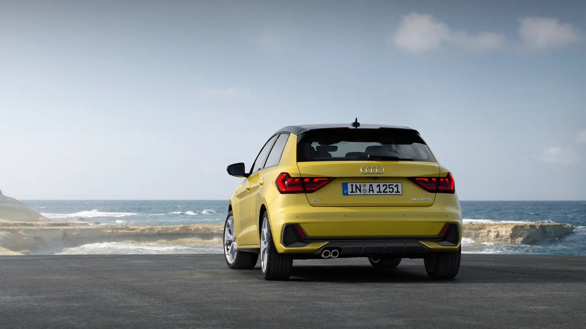 Audi_A1_2_generation__Mini_5-doors__7.jpg
